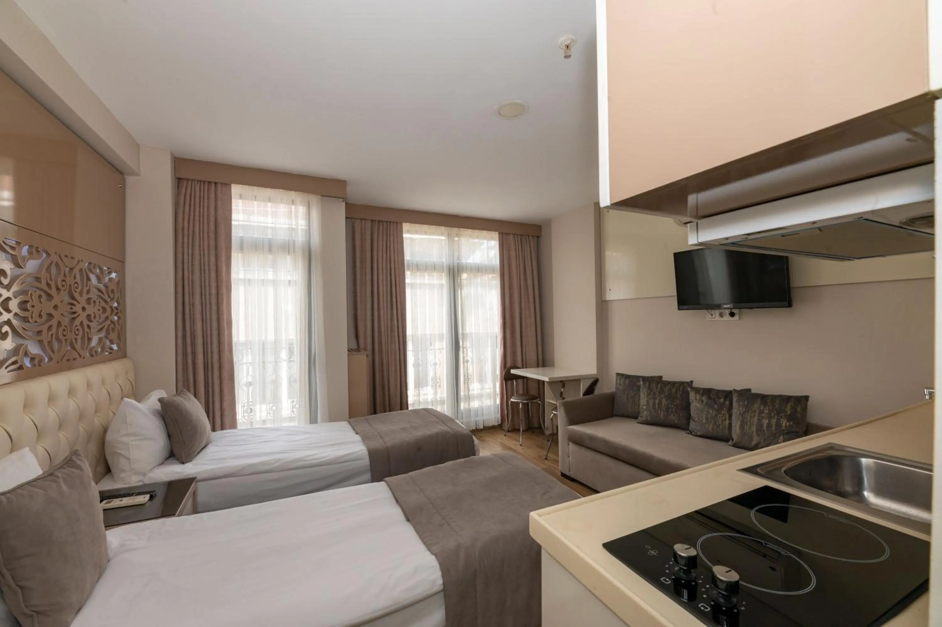 Massage, Bed in Taksim Peri Suite