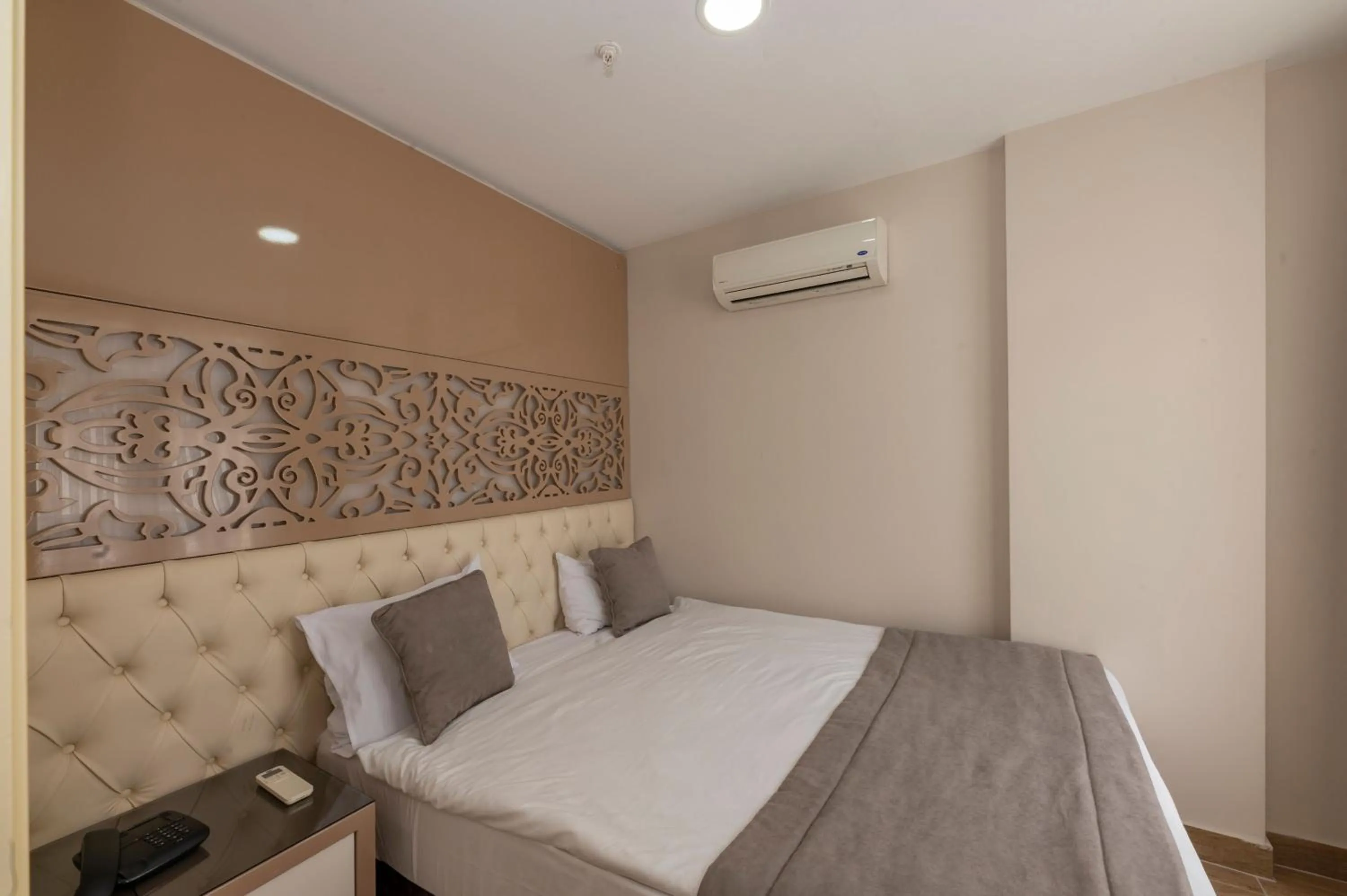 Massage, Bed in Taksim Peri Suite