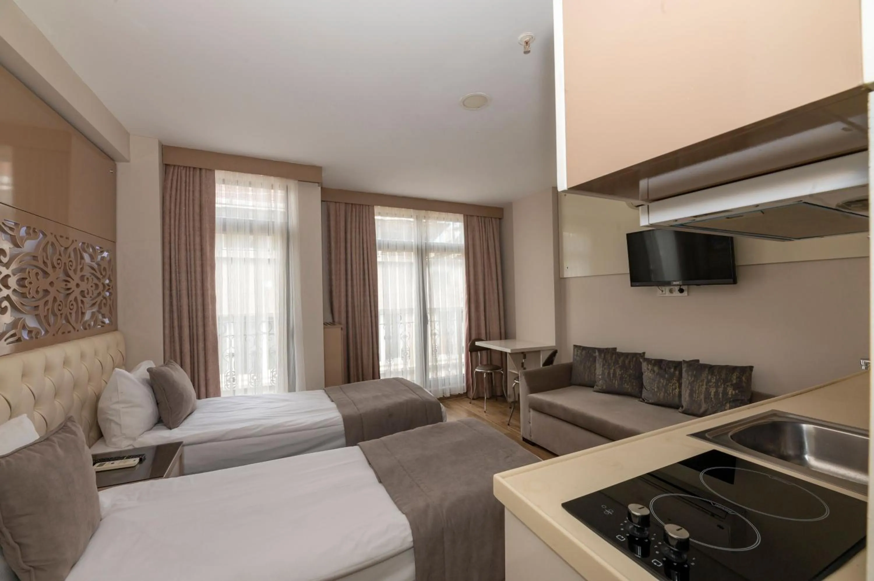 Massage, Bed in Taksim Peri Suite