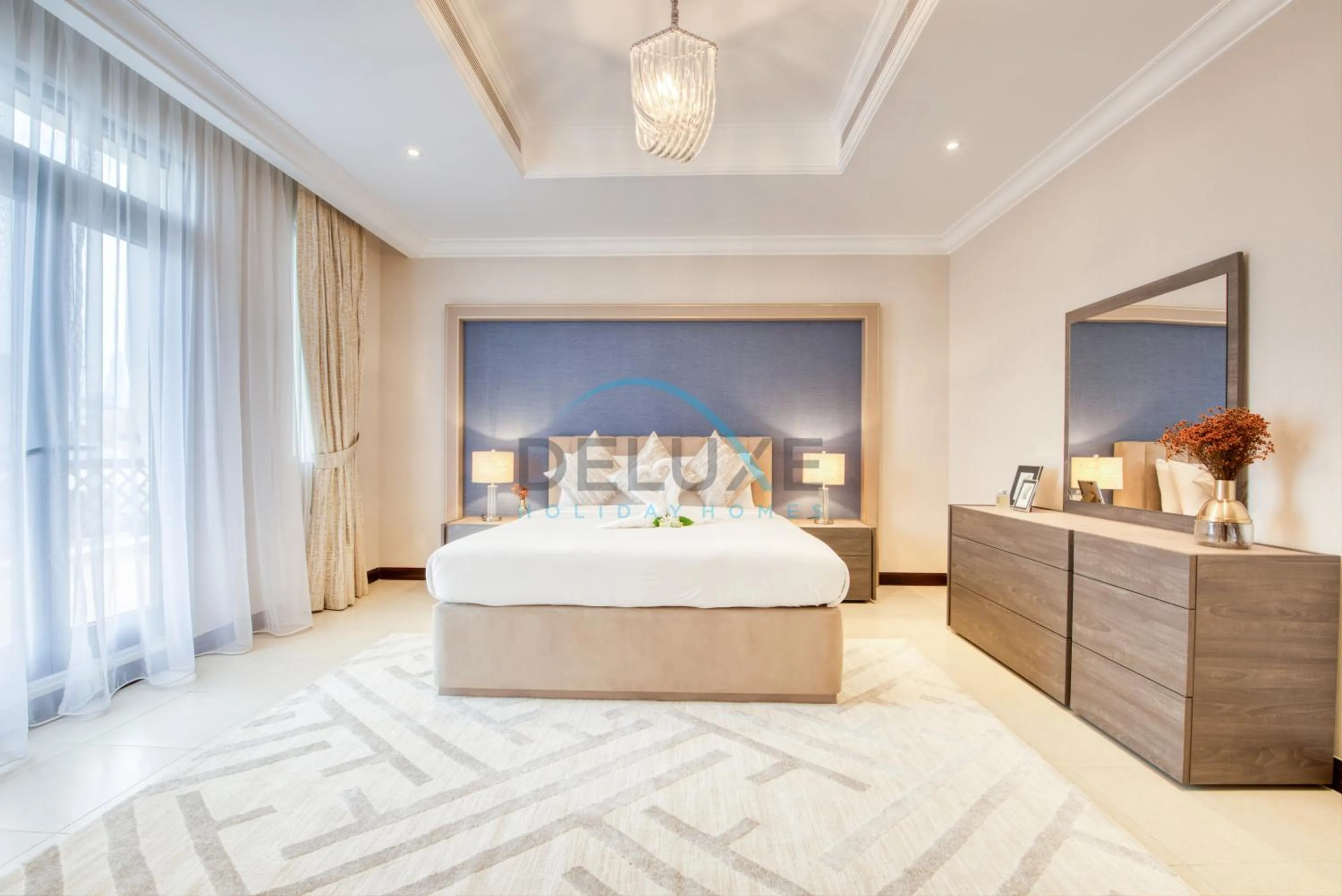Immaculate 4BR Villa with Assistant Room and Private Pool at Frond O Palm Jumeirah by Deluxe Holiday Homes