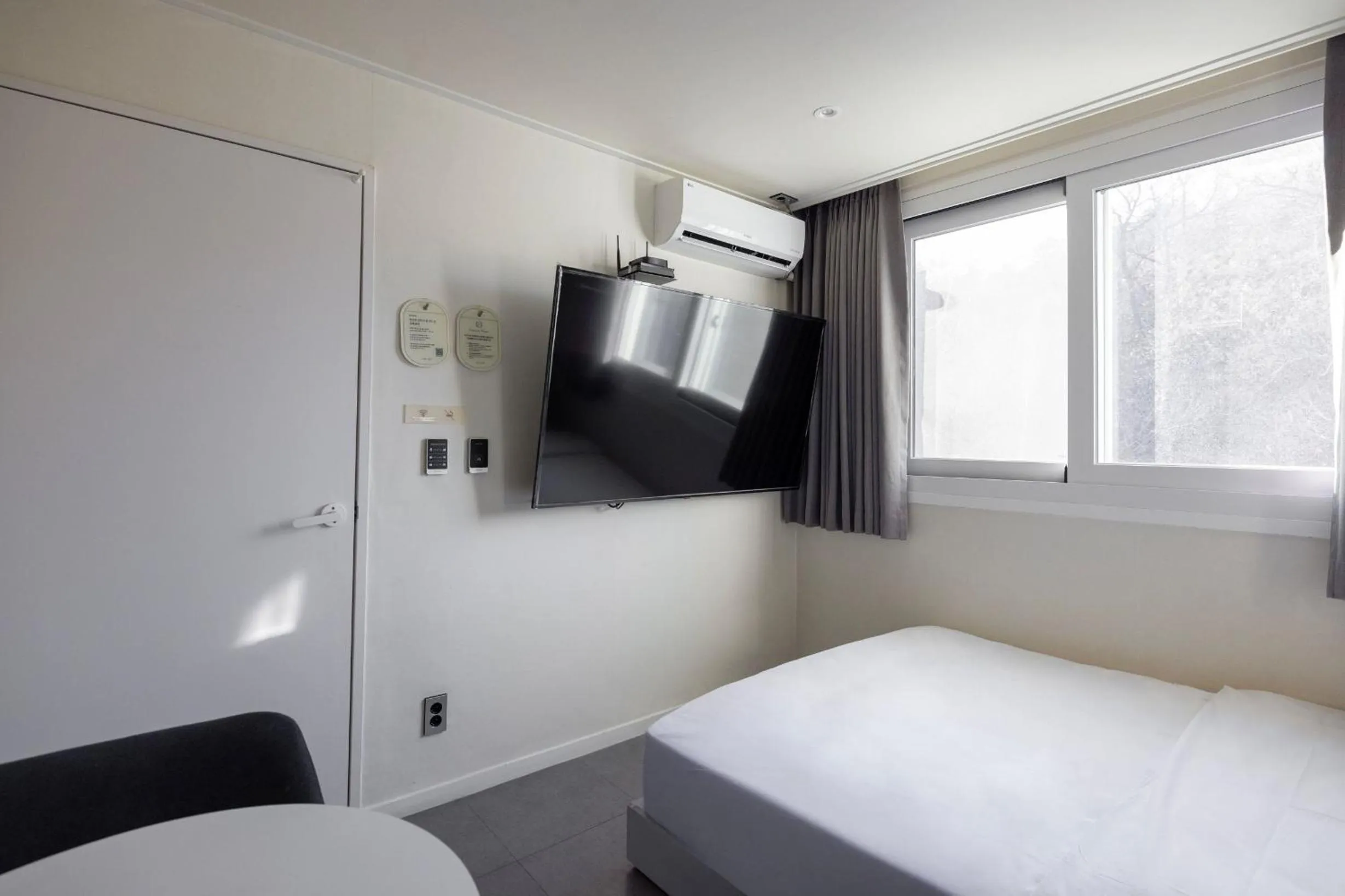 Bedroom, Bed in Aank Air Icheon Seolbong Lake