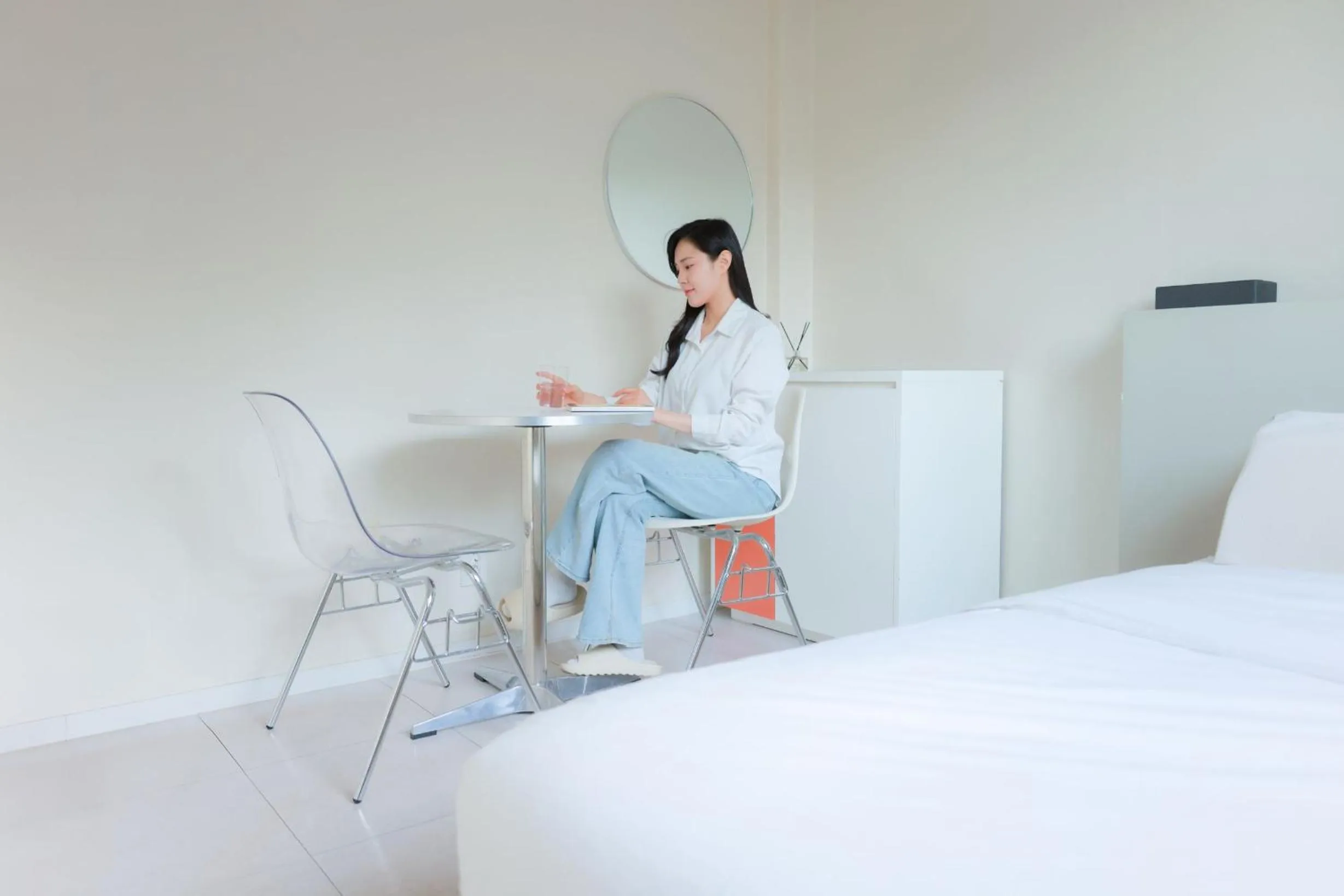 Photo of the whole room in Aank Air Icheon Seolbong Lake