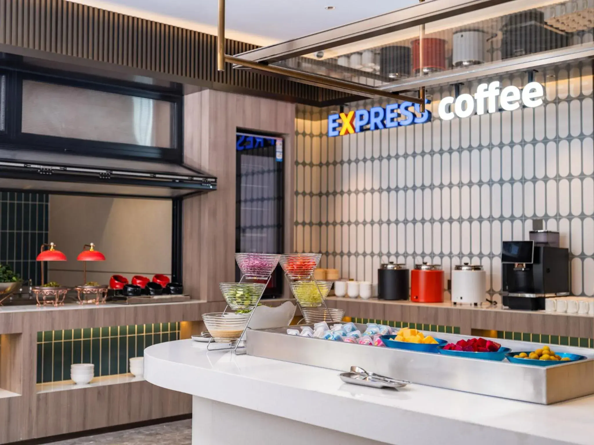 Restaurant/places to eat in Holiday Inn Express Changzhou Henglin by IHG Restaurant/places to eat in Holiday Inn Express Changzhou Henglin by IHG