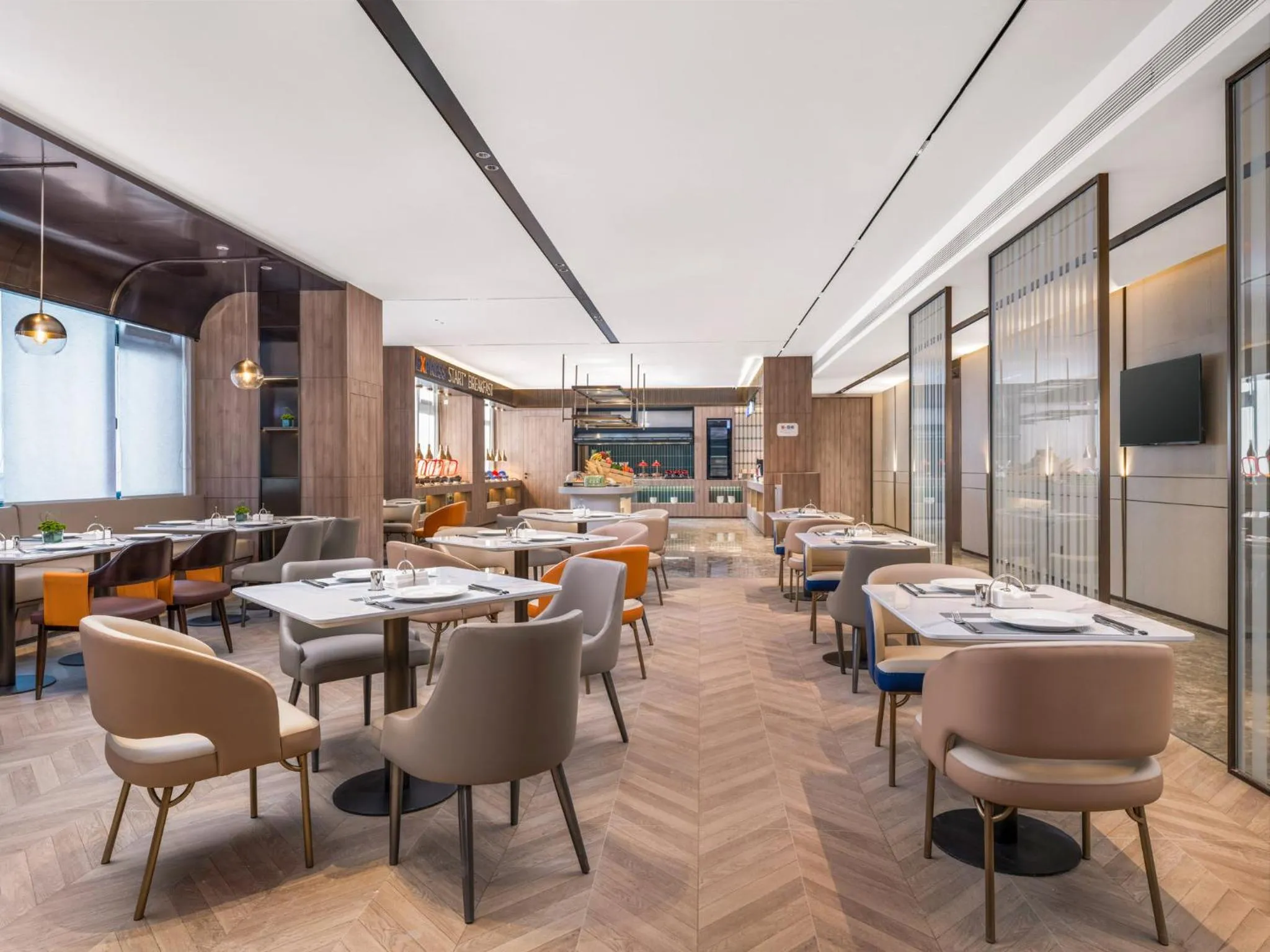 Restaurant/places to eat in Holiday Inn Express Changzhou Henglin by IHG