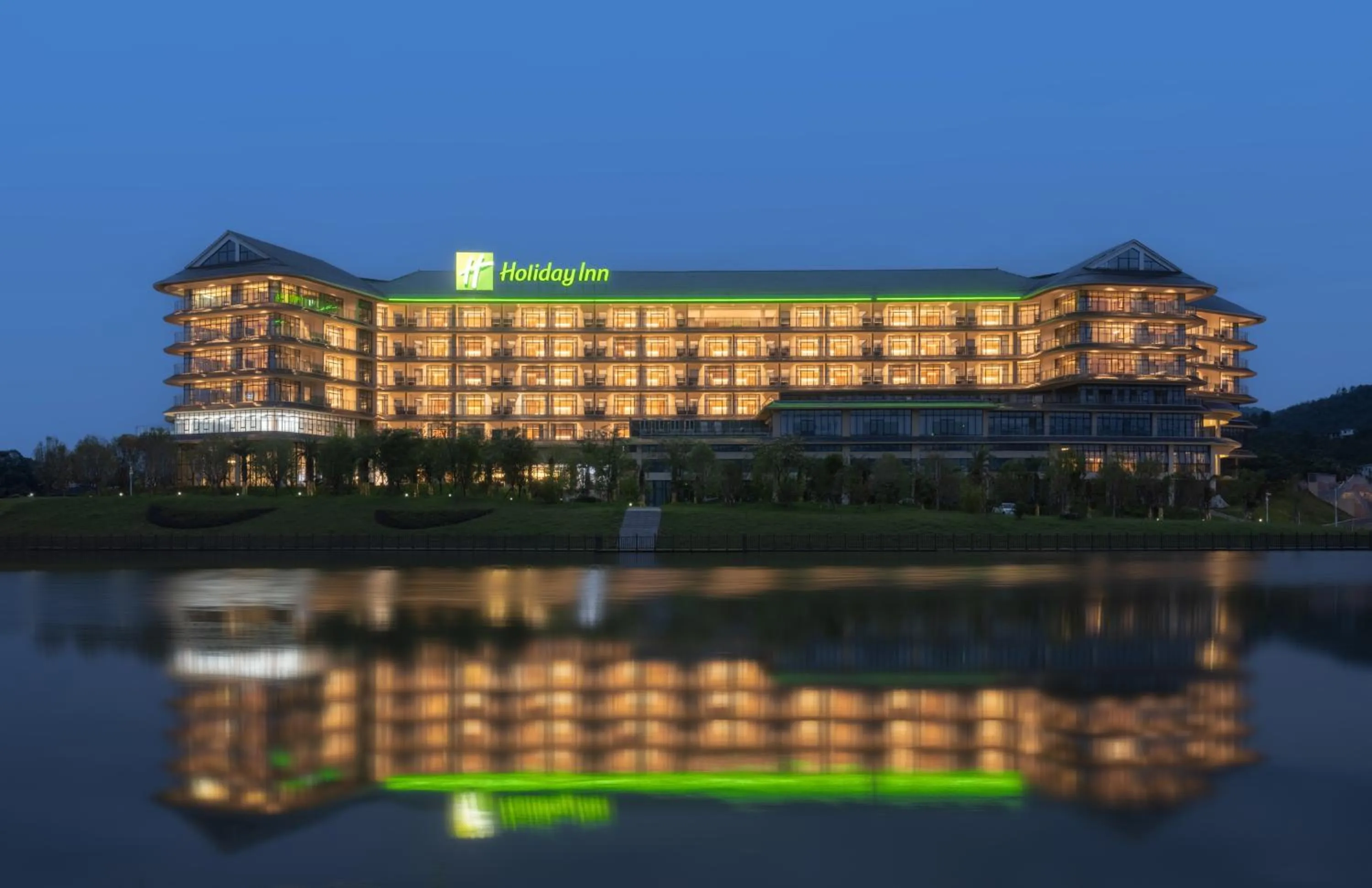 Property building in Holiday Inn Ganzhou Orchid Town by IHG