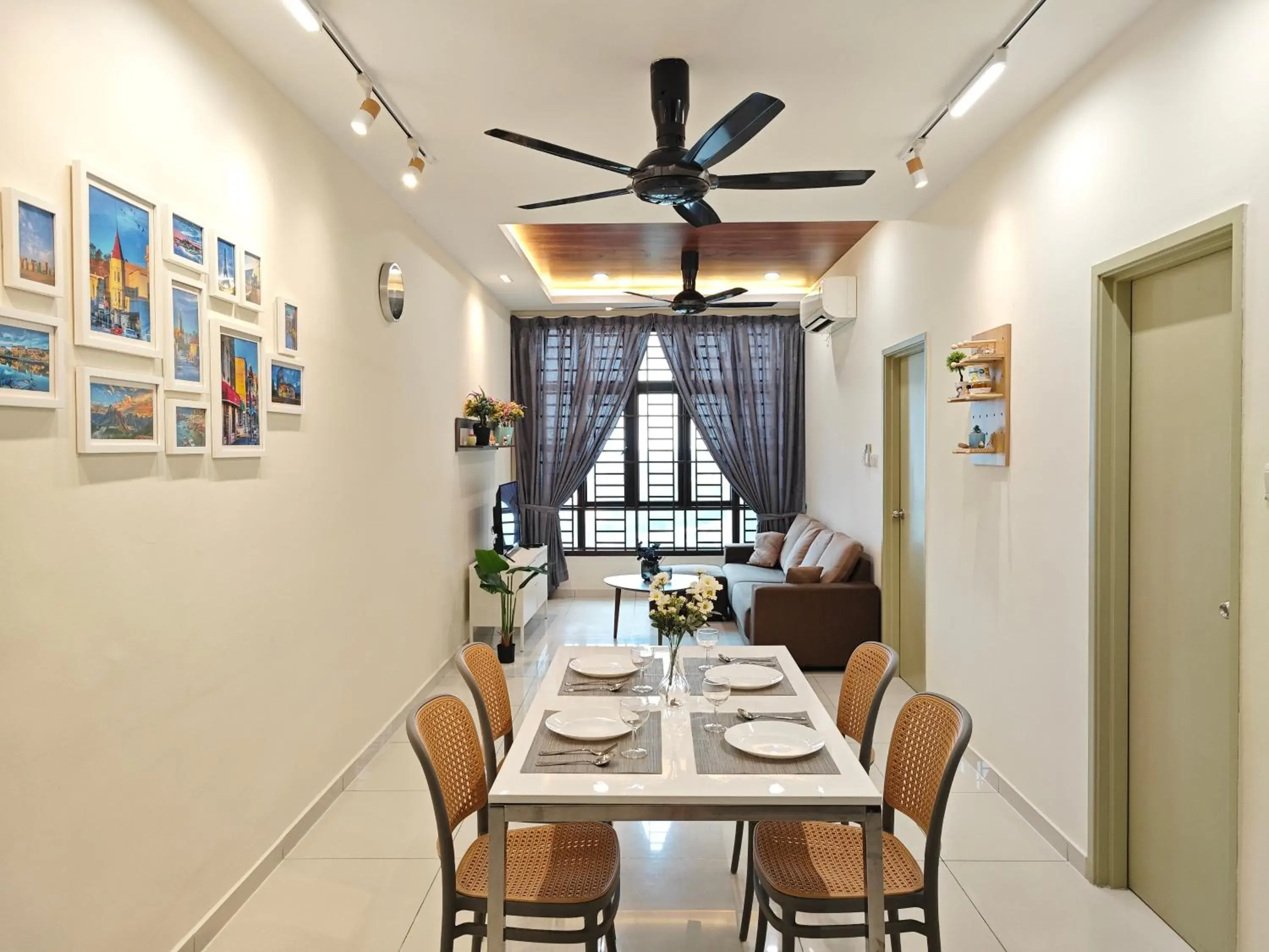 Two-Bedroom Apartment with City View in Kempas Dsummit Residences by Antlerzone Two-Bedroom Apartment with City View in Kempas Dsummit Residences by Antlerzone