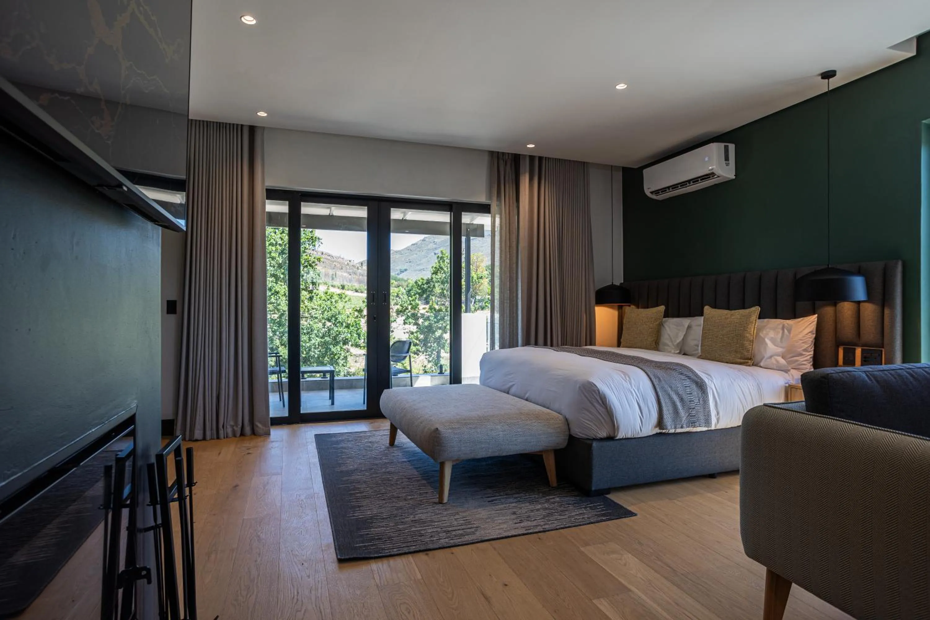 Bed in Franschhoek Hotel