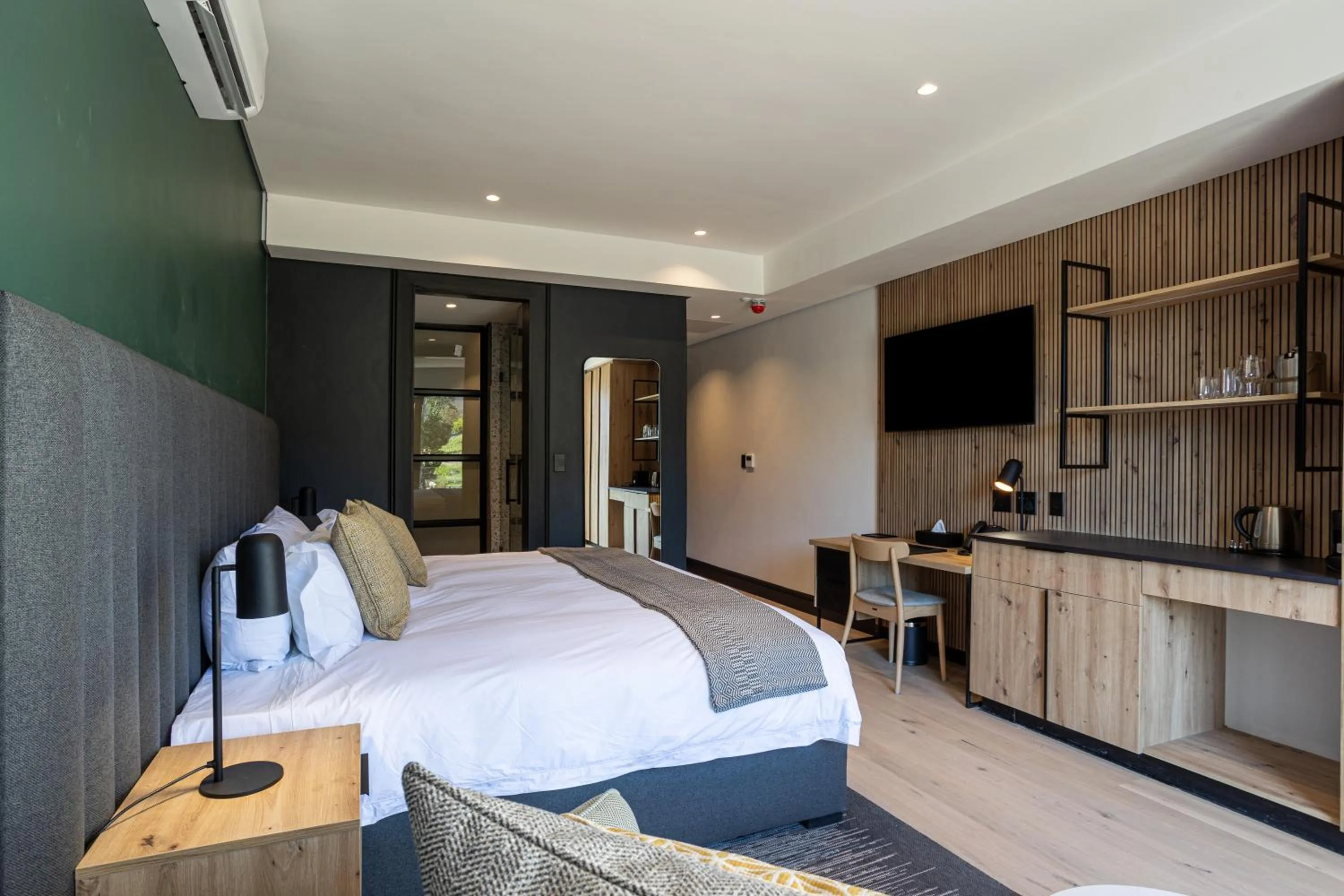 Bed in Franschhoek Hotel