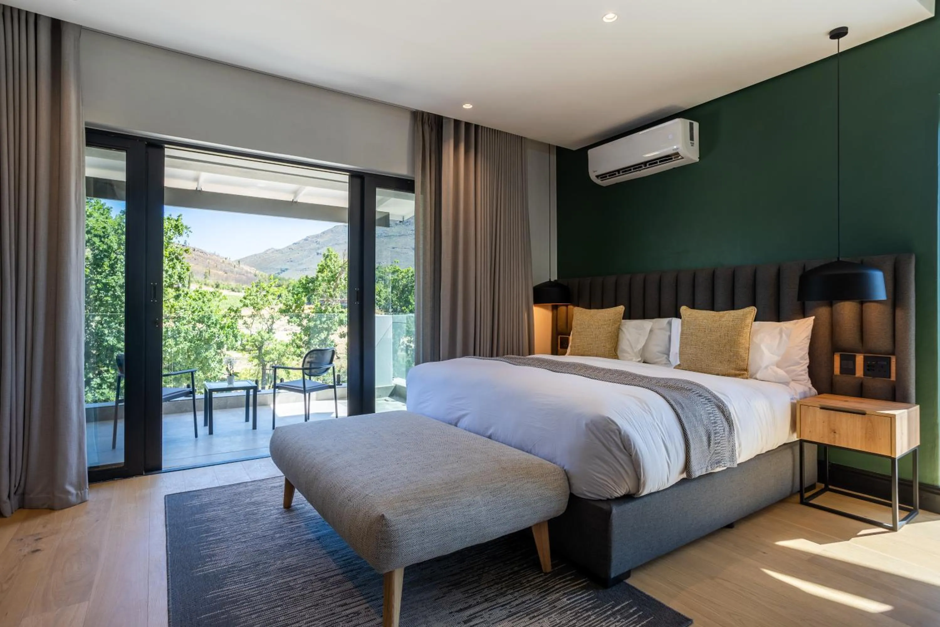 Bed in Franschhoek Hotel