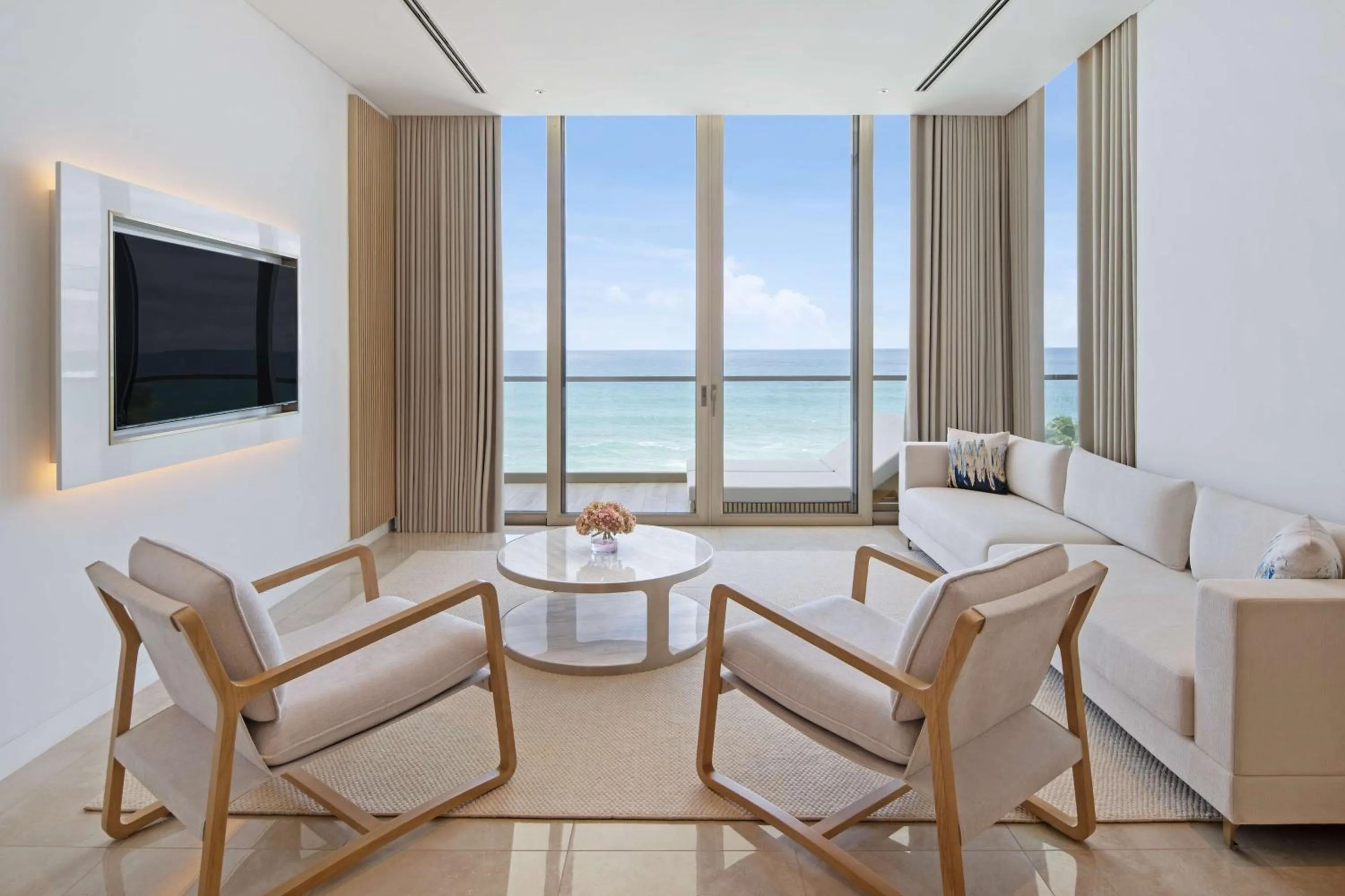 Living room in Radisson Collection Resort Galle