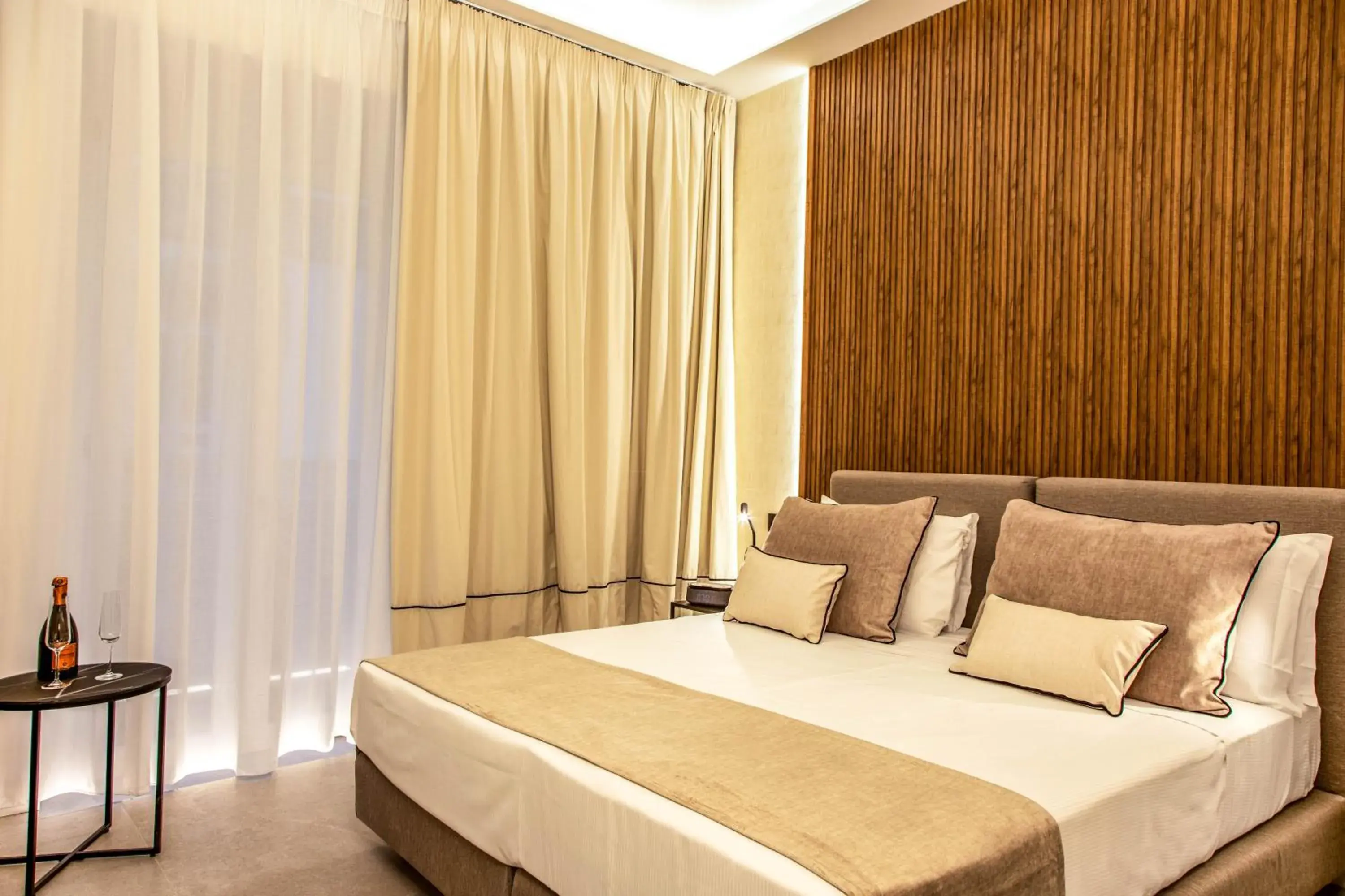 Bedroom, Bed in Mamalu - Corso Umberto 35 - Studios and Suites Bedroom, Bed in Mamalu - Corso Umberto 35 - Studios and Suites