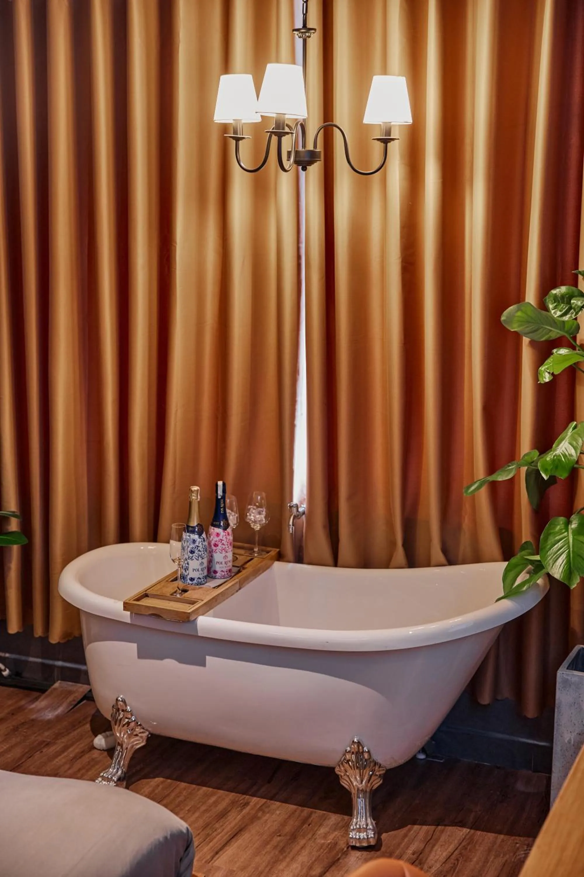 Open Air Bath in MG Rosé Boutique Hotel