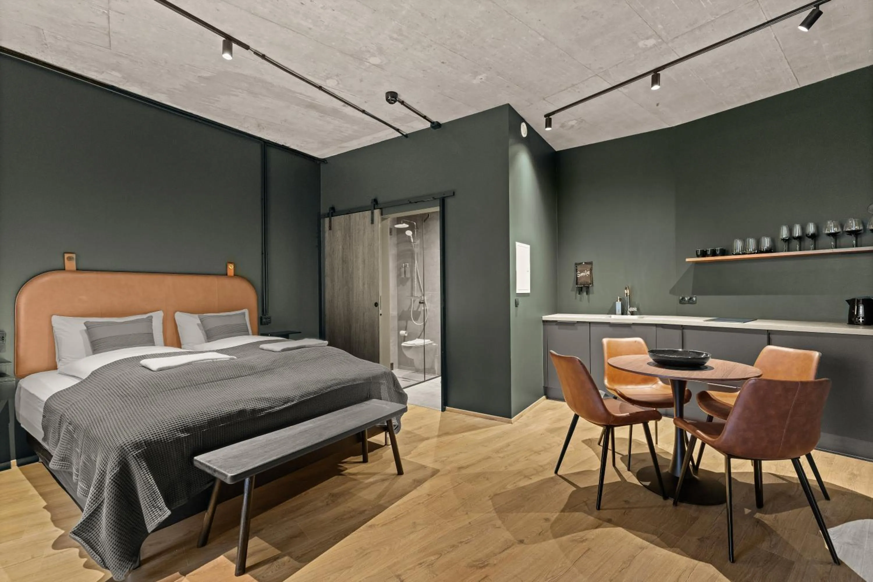 Photo of the whole room, Bed in Aurora Nooks Apartments by Heimaleiga