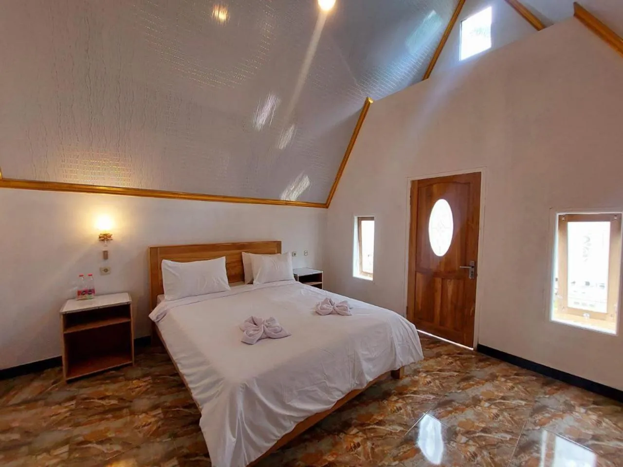 Bed in Yanto Cottages