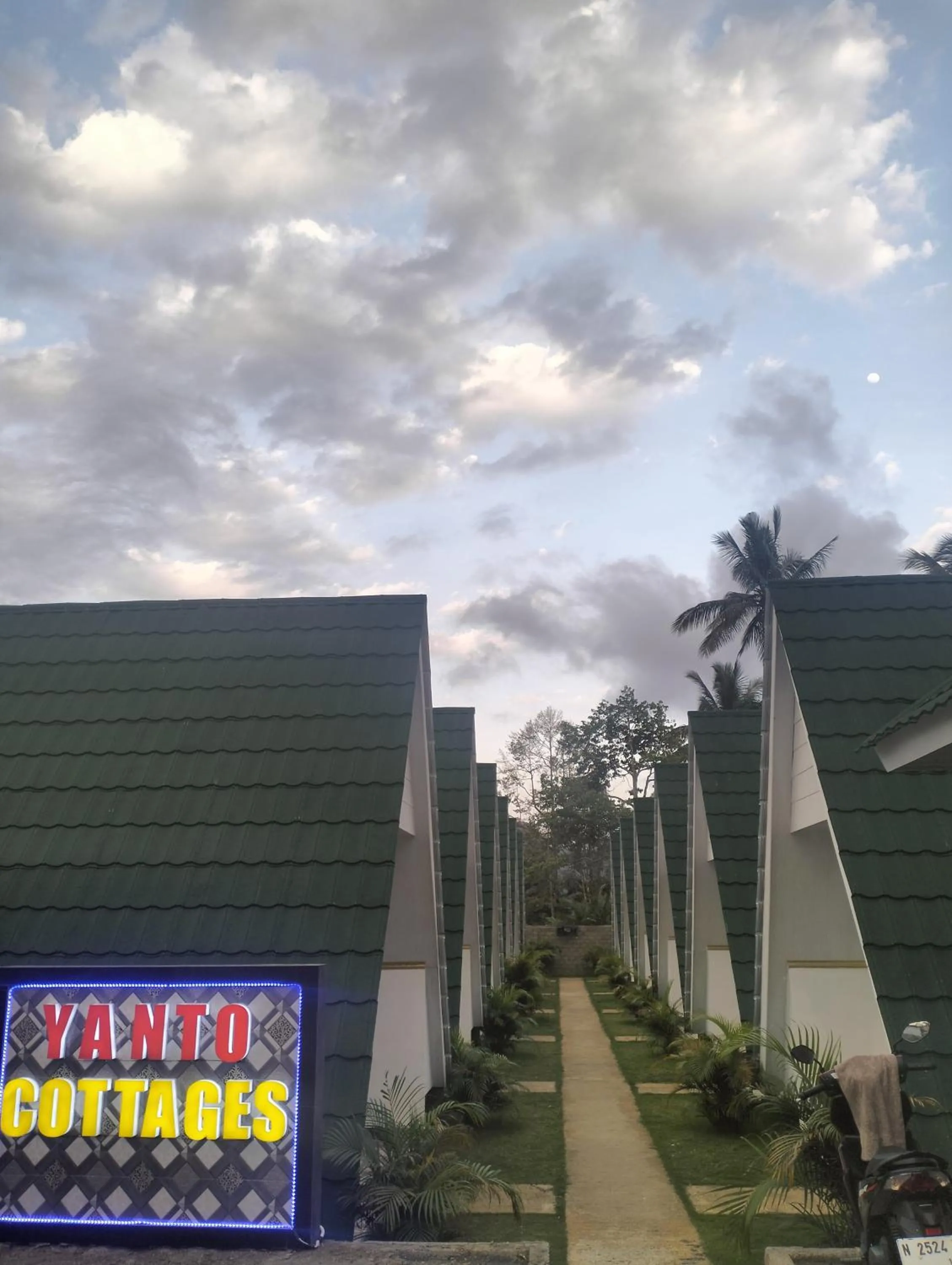 Yanto Cottages