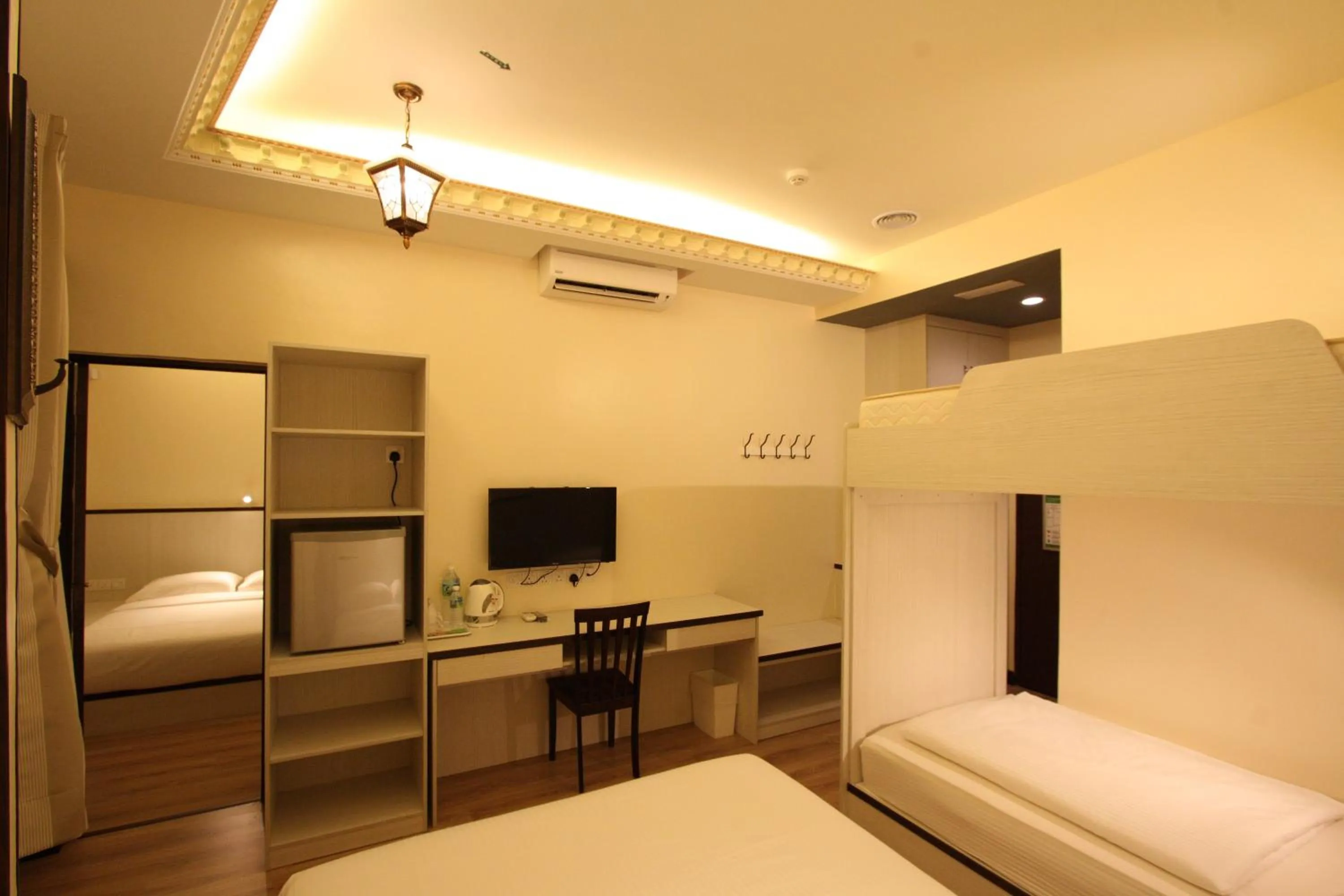 Bedroom, Bed in Shamrock Guest House II