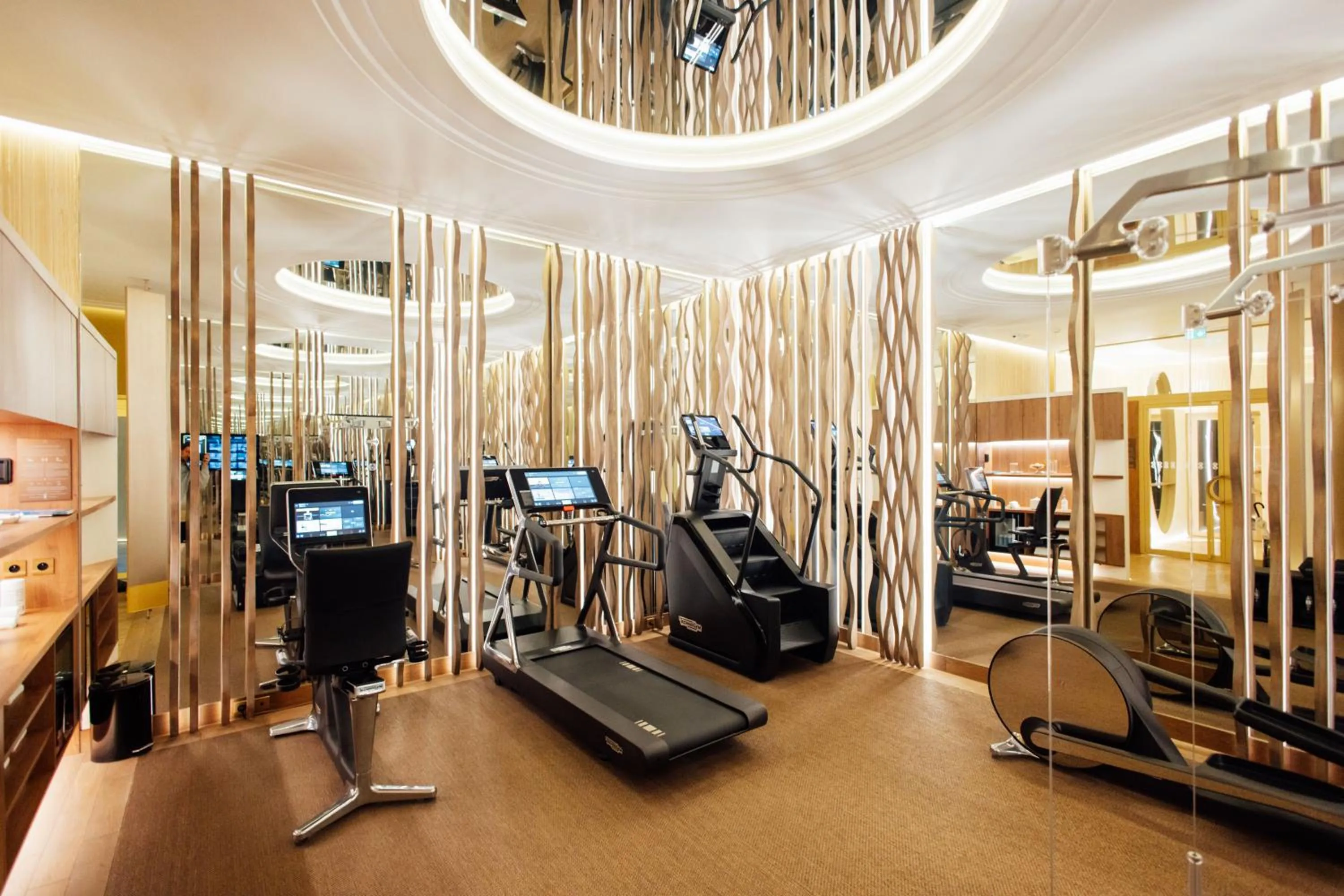 Fitness centre/facilities in Maison Barrière Vendôme