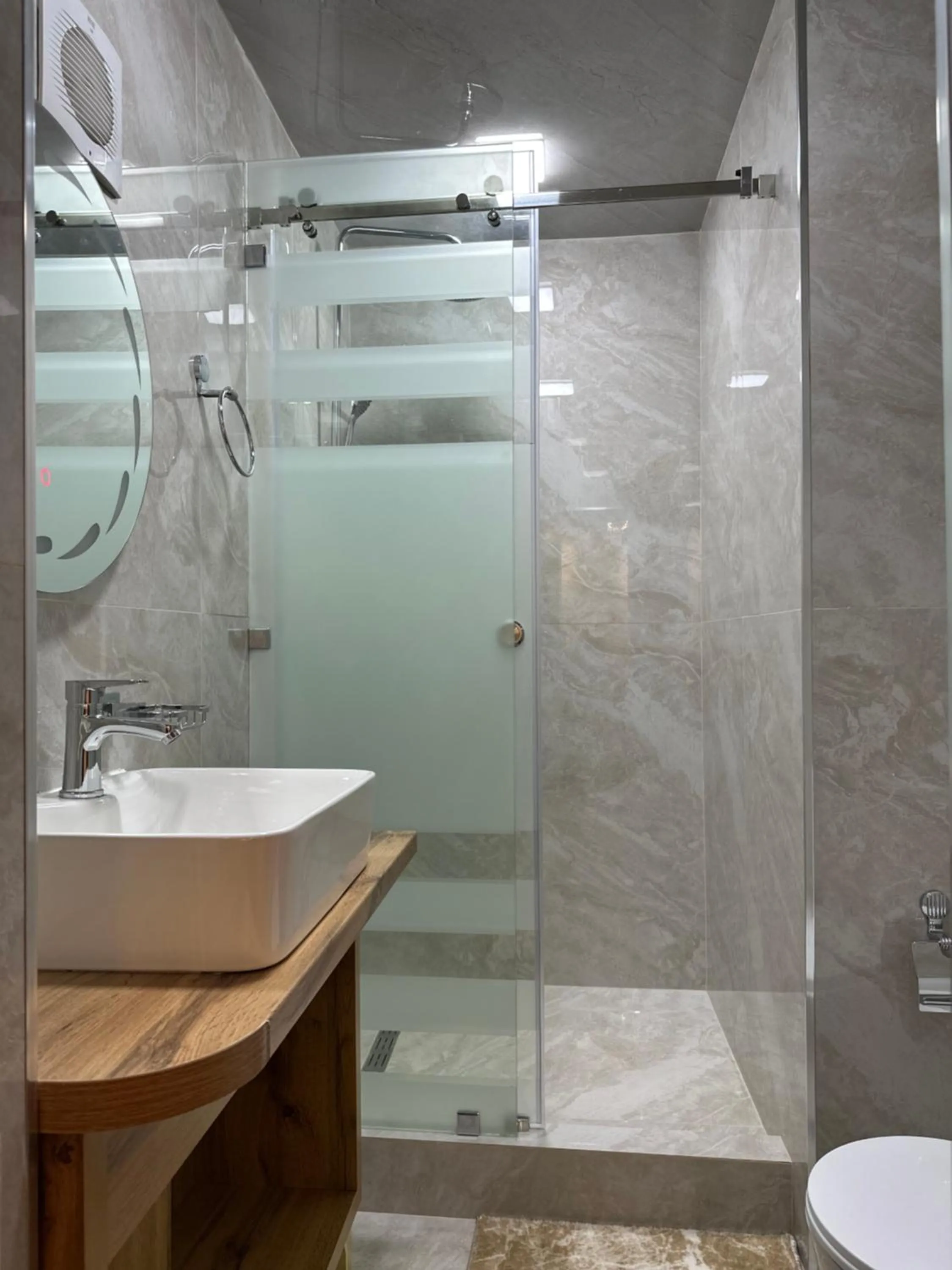 Twin Room - single occupancy in Sarrafon Guest House