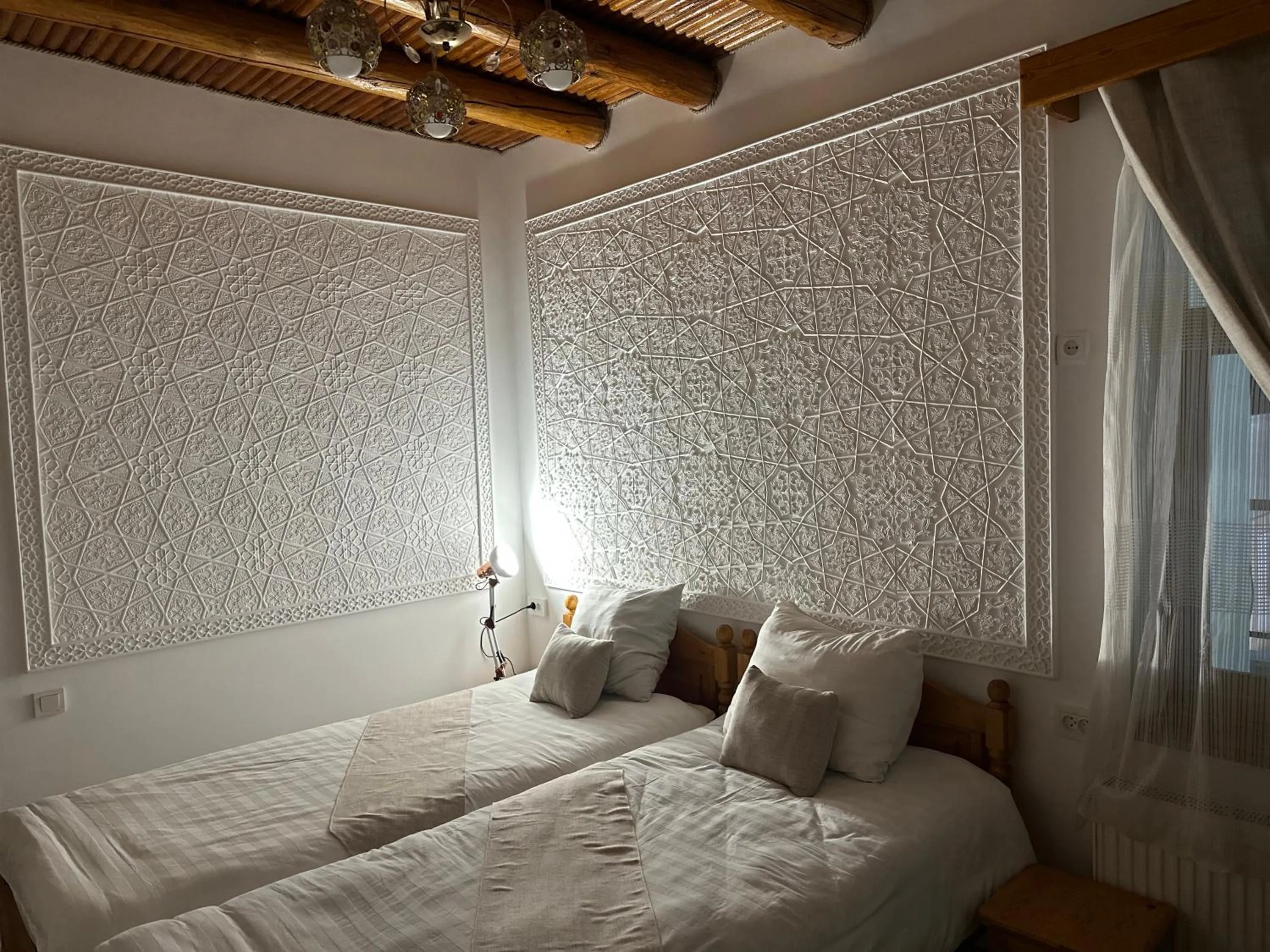 Sarrafon Guest House