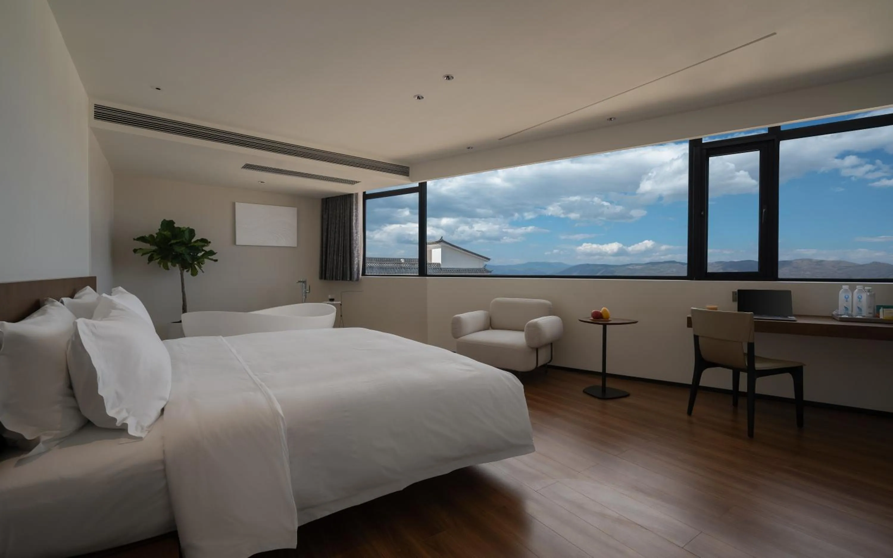Twin Room with Bath in Neo-garden