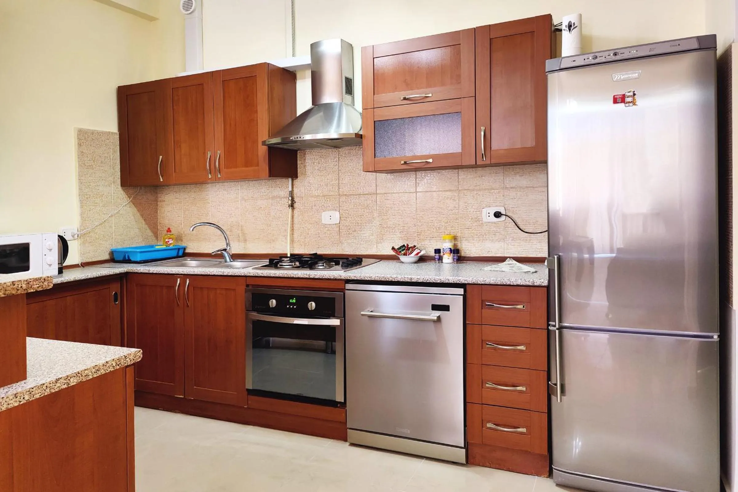 3 Bedroom Apartment in Homey Residence