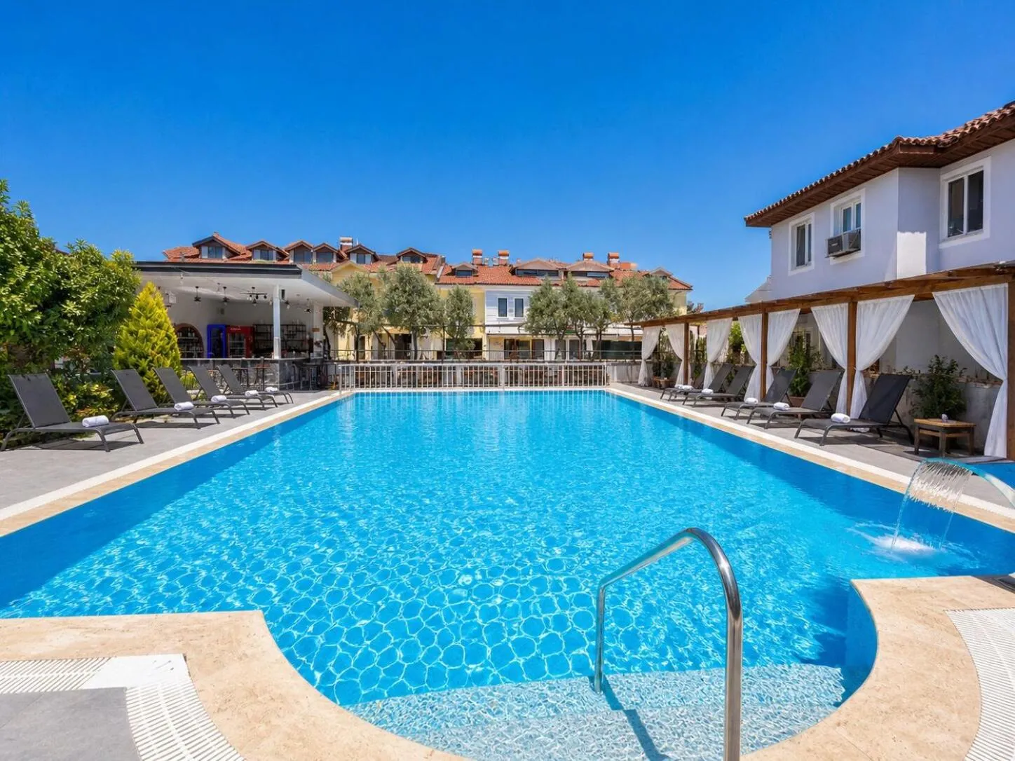 Swimming pool in Legend Of Dalyan Hotel