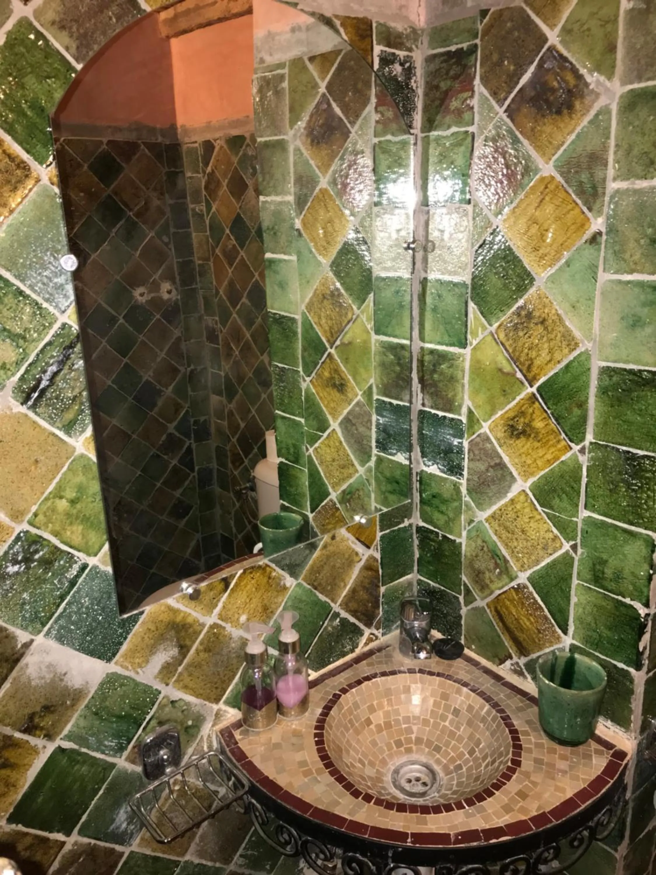 Bathroom in Kasbah Ennakb