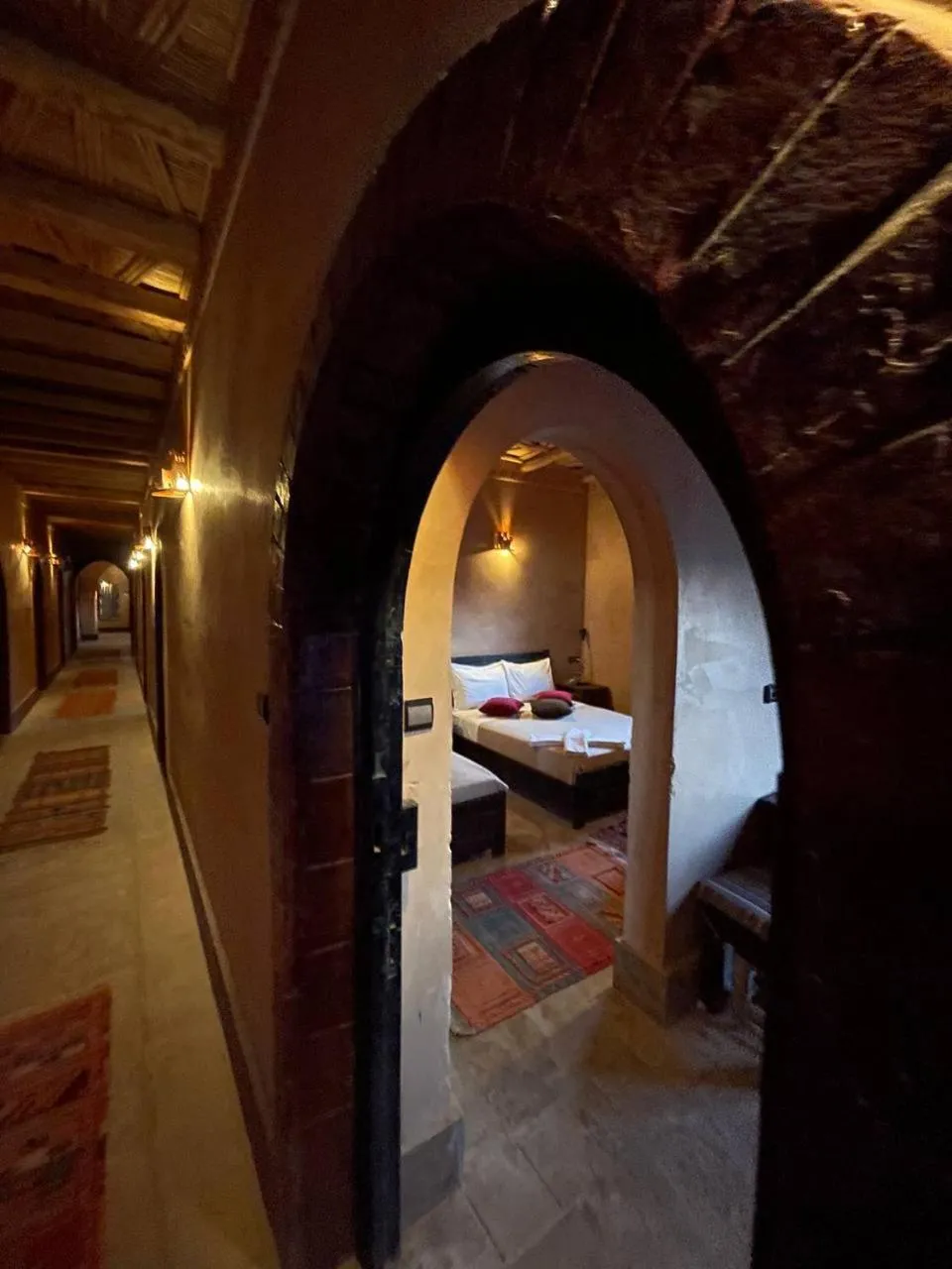 Photo of the whole room, Bed in Kasbah Ennakb