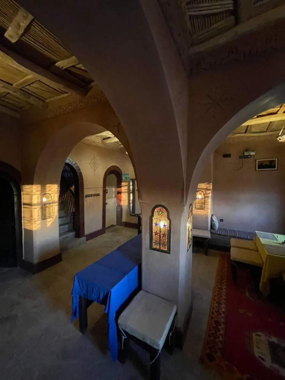 Photo of the whole room, Bed in Kasbah Ennakb