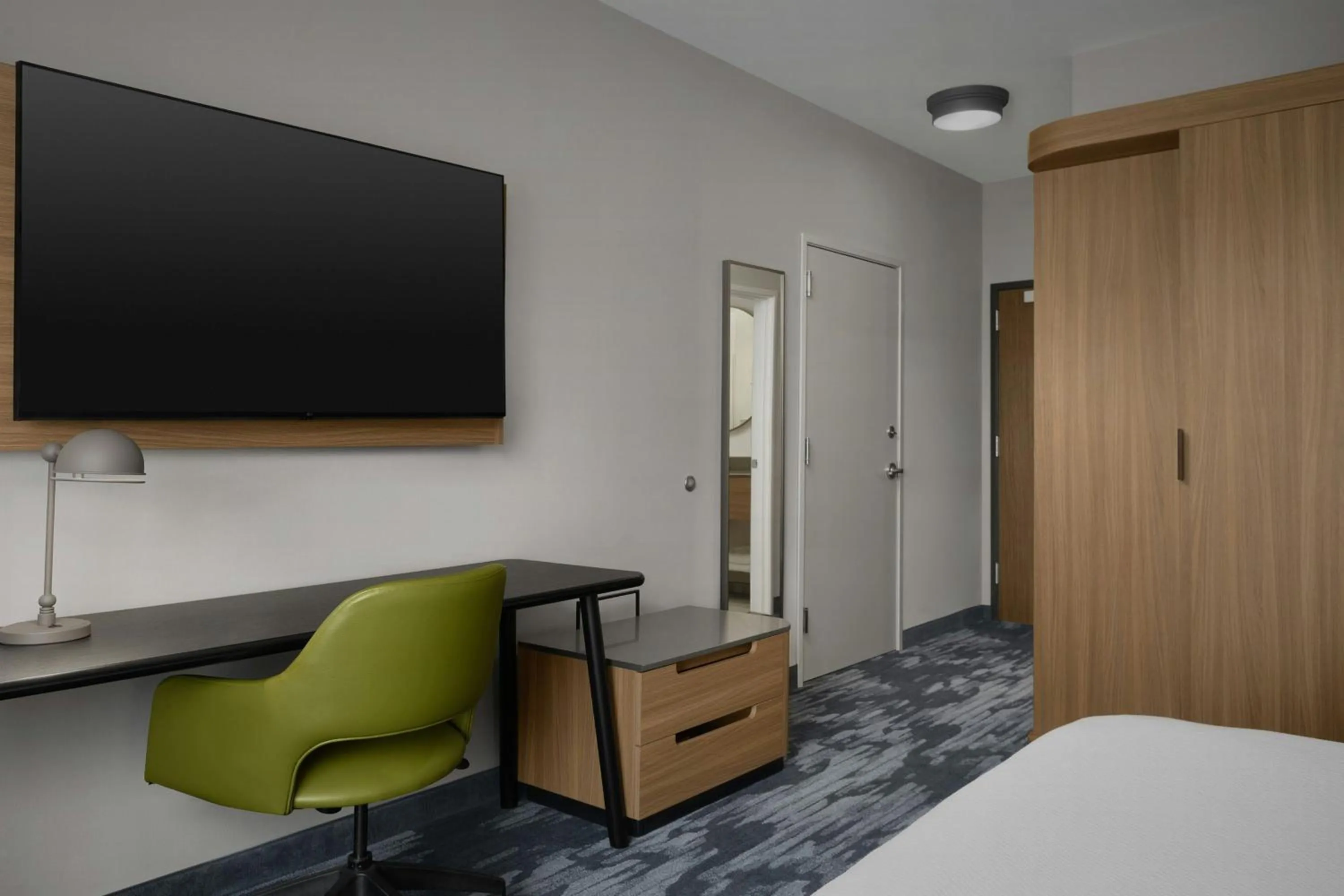 Photo of the whole room, Bed in Fairfield by Marriott Inn & Suites Sikeston