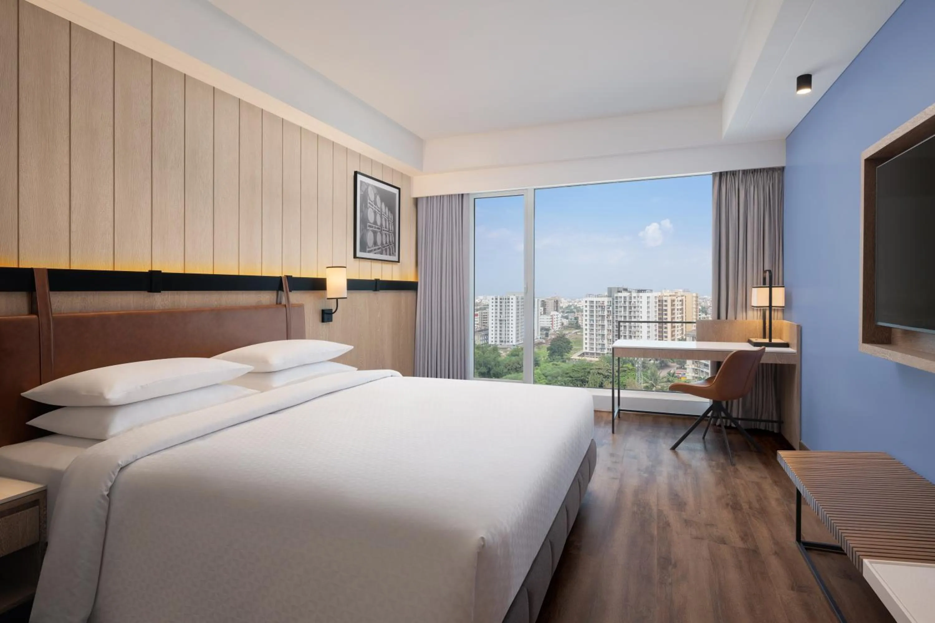 Bedroom, Bed in Four Points by Sheraton Nashik