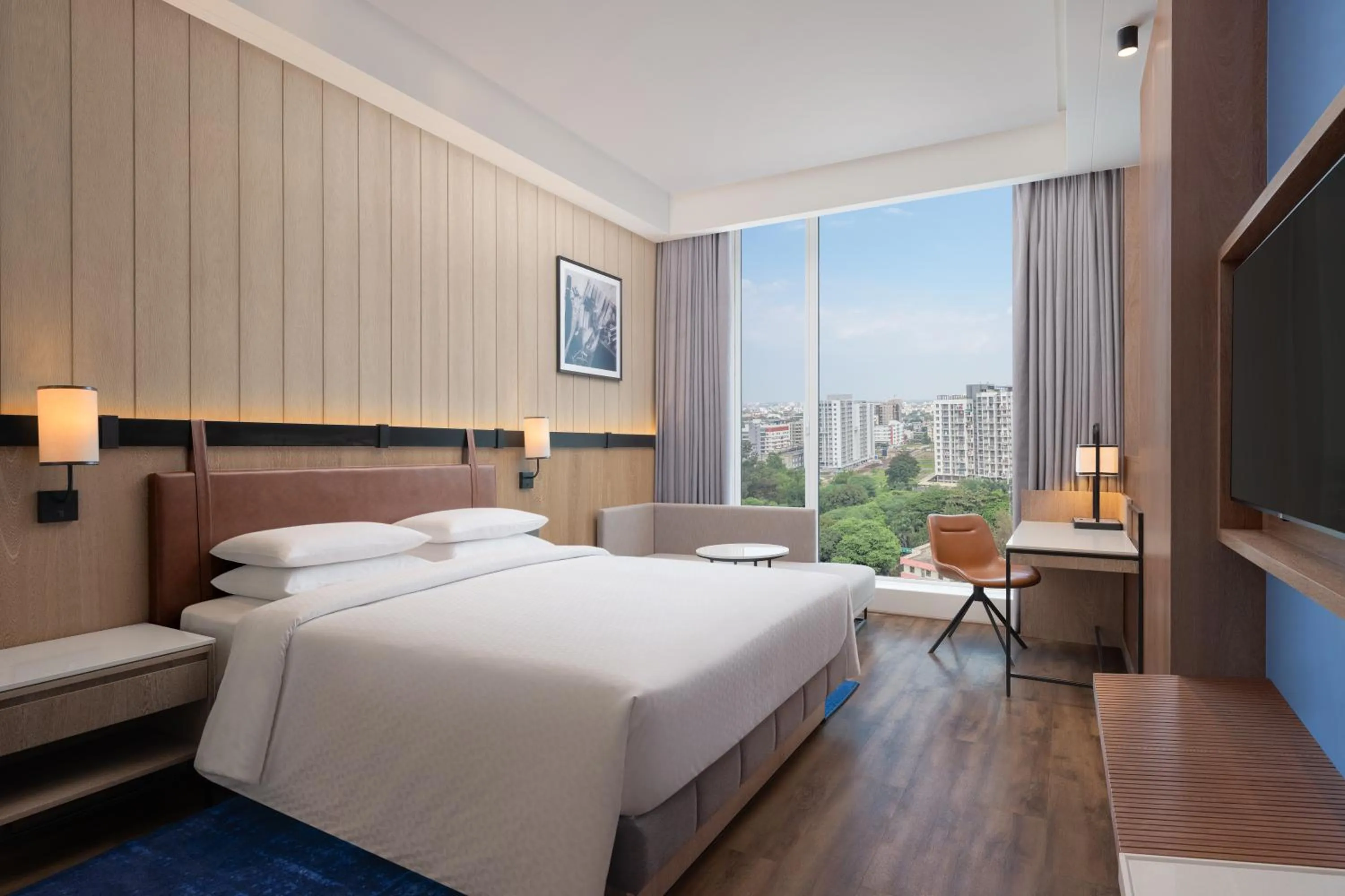 Bedroom, Bed in Four Points by Sheraton Nashik