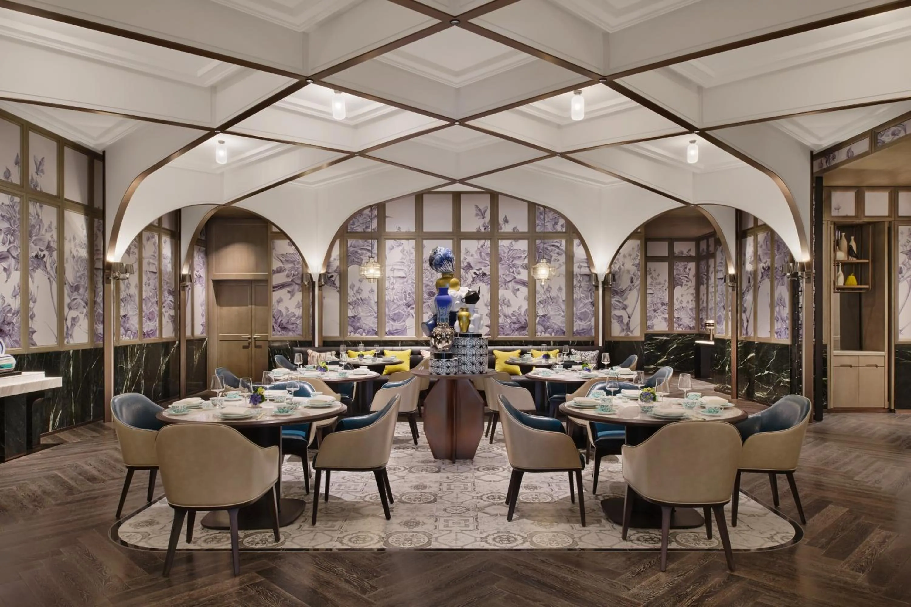 Restaurant/places to eat in Le Meridien Nantong