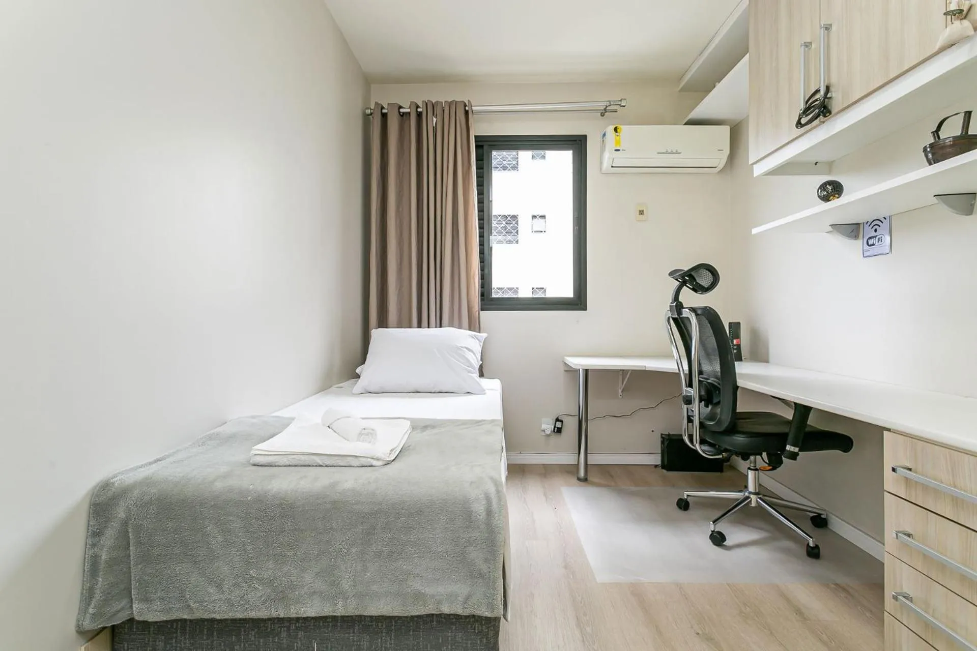Bed in Apto Confortável Com Piscina no Itacorubi KR3259