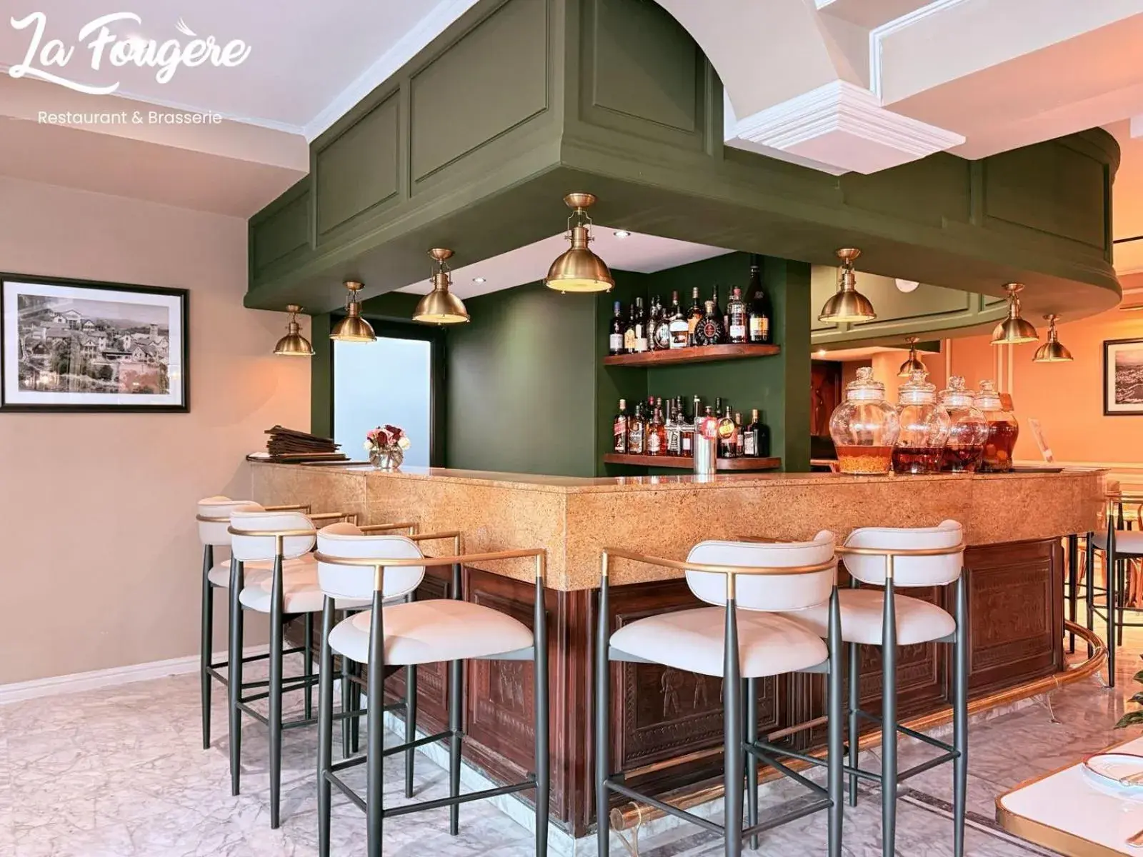 Restaurant/places to eat in Hôtel Colbert Palace Restaurant/places to eat in Hôtel Colbert Palace