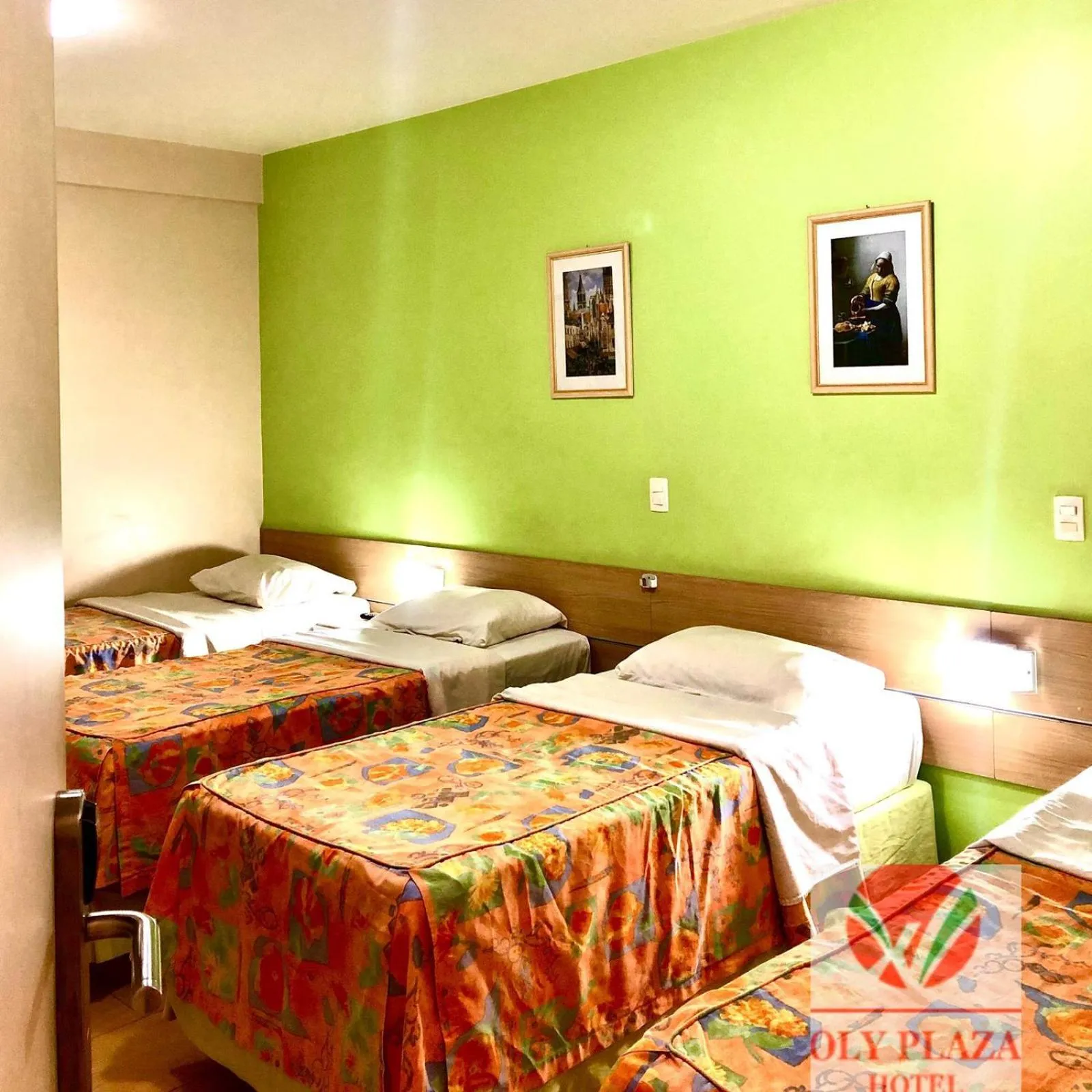 Bed in Hotel Oly Plaza