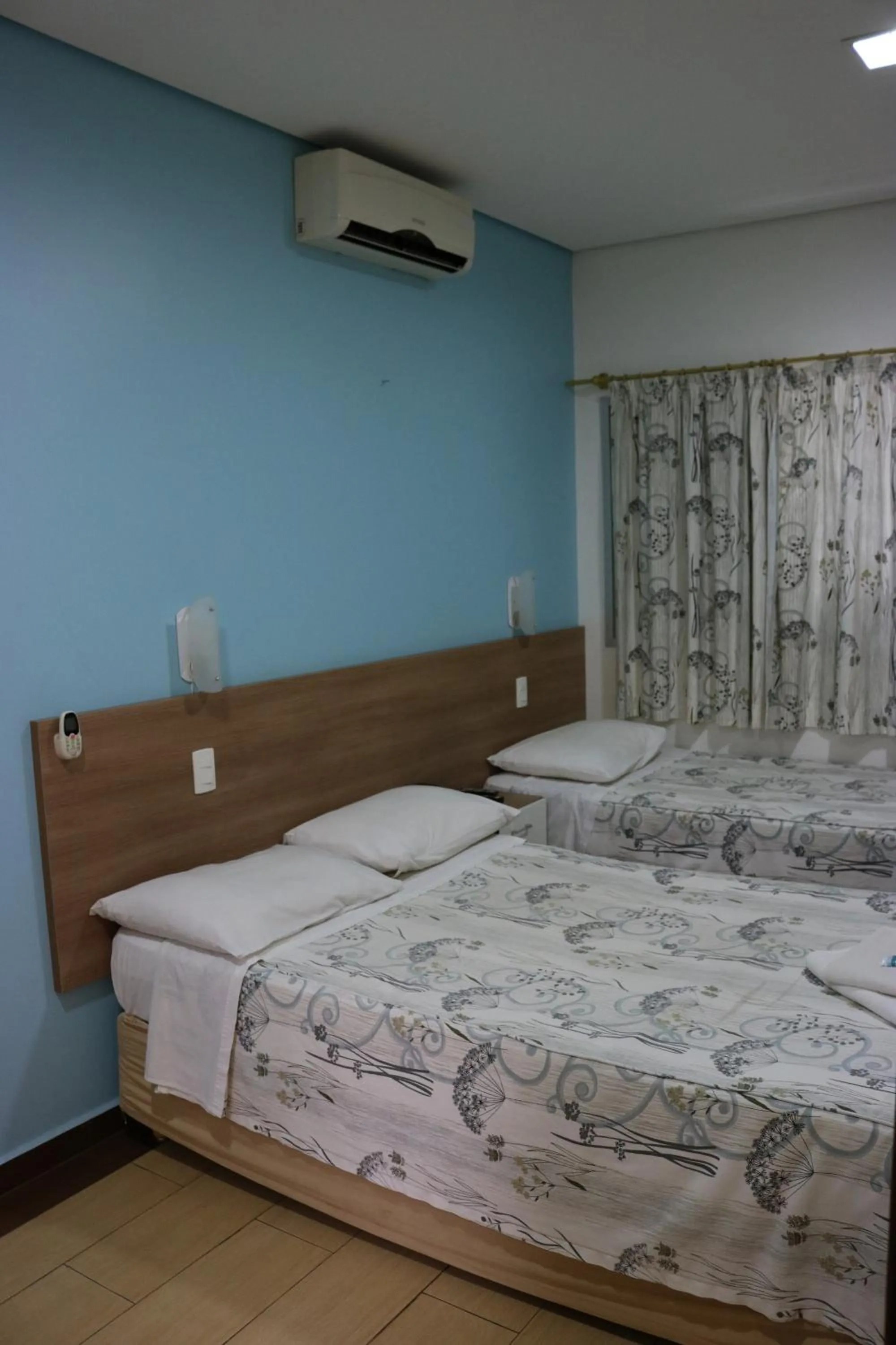 Other, Bed in Hotel Oly Plaza