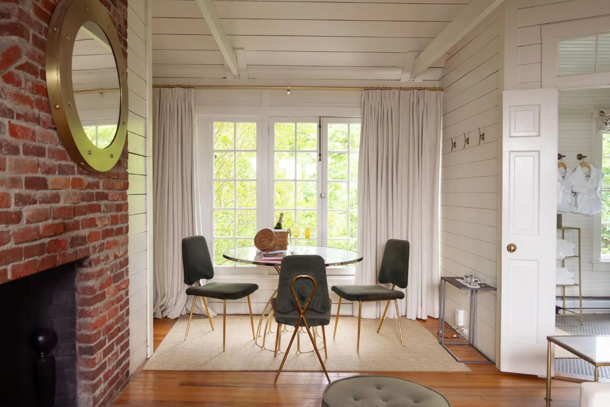 Dining area in The Clifton