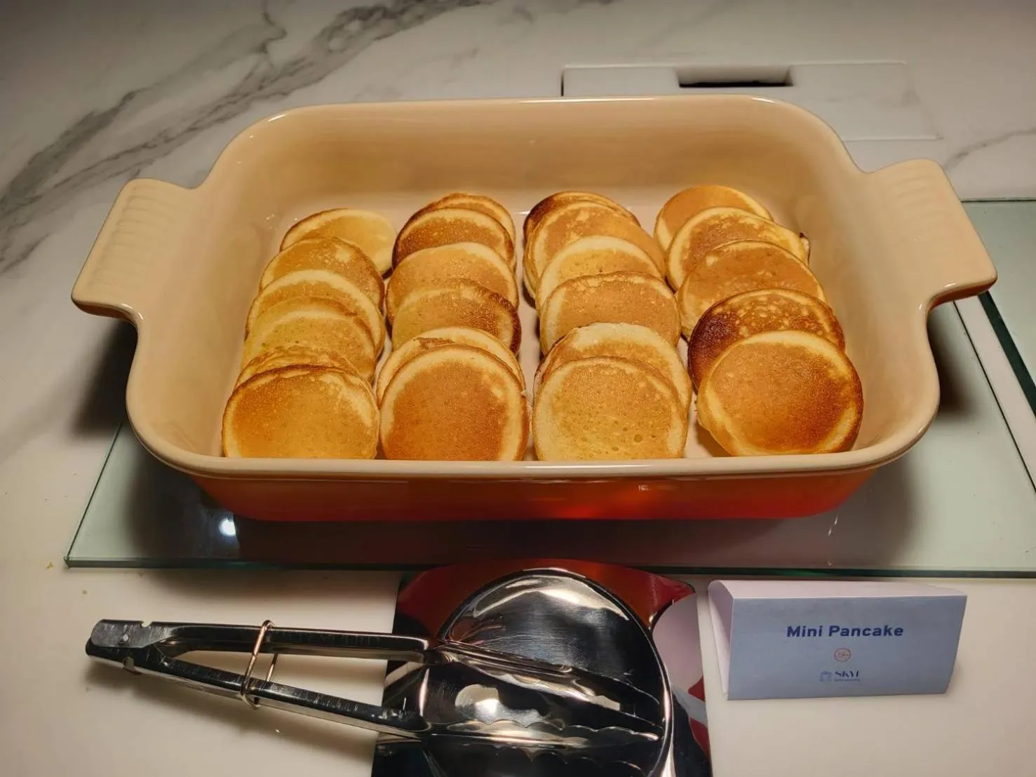 Breakfast in Skye Hotel Bangkok