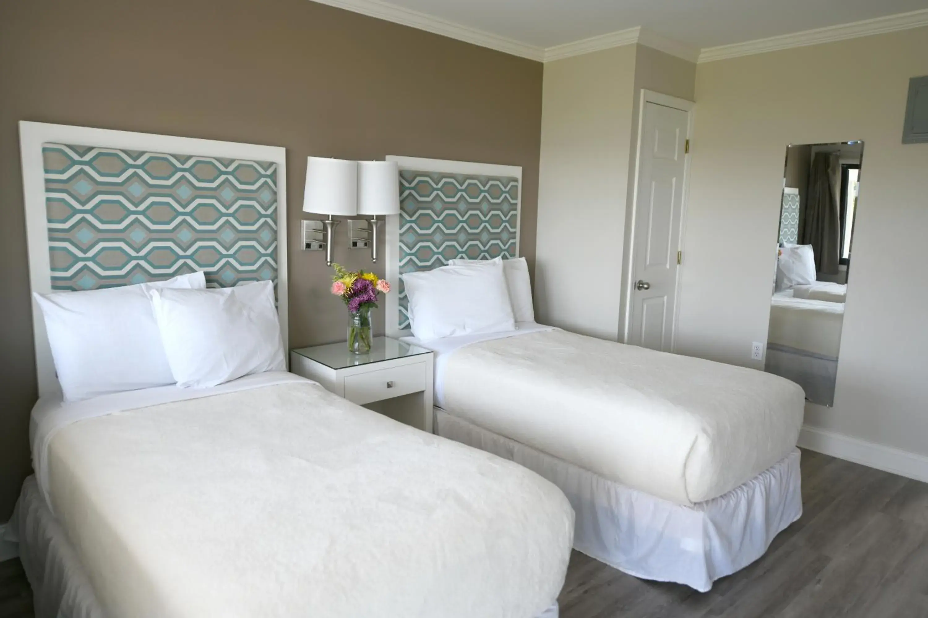 Twin Room with Bay View in Bayview Resort Twin Room with Bay View in Bayview Resort