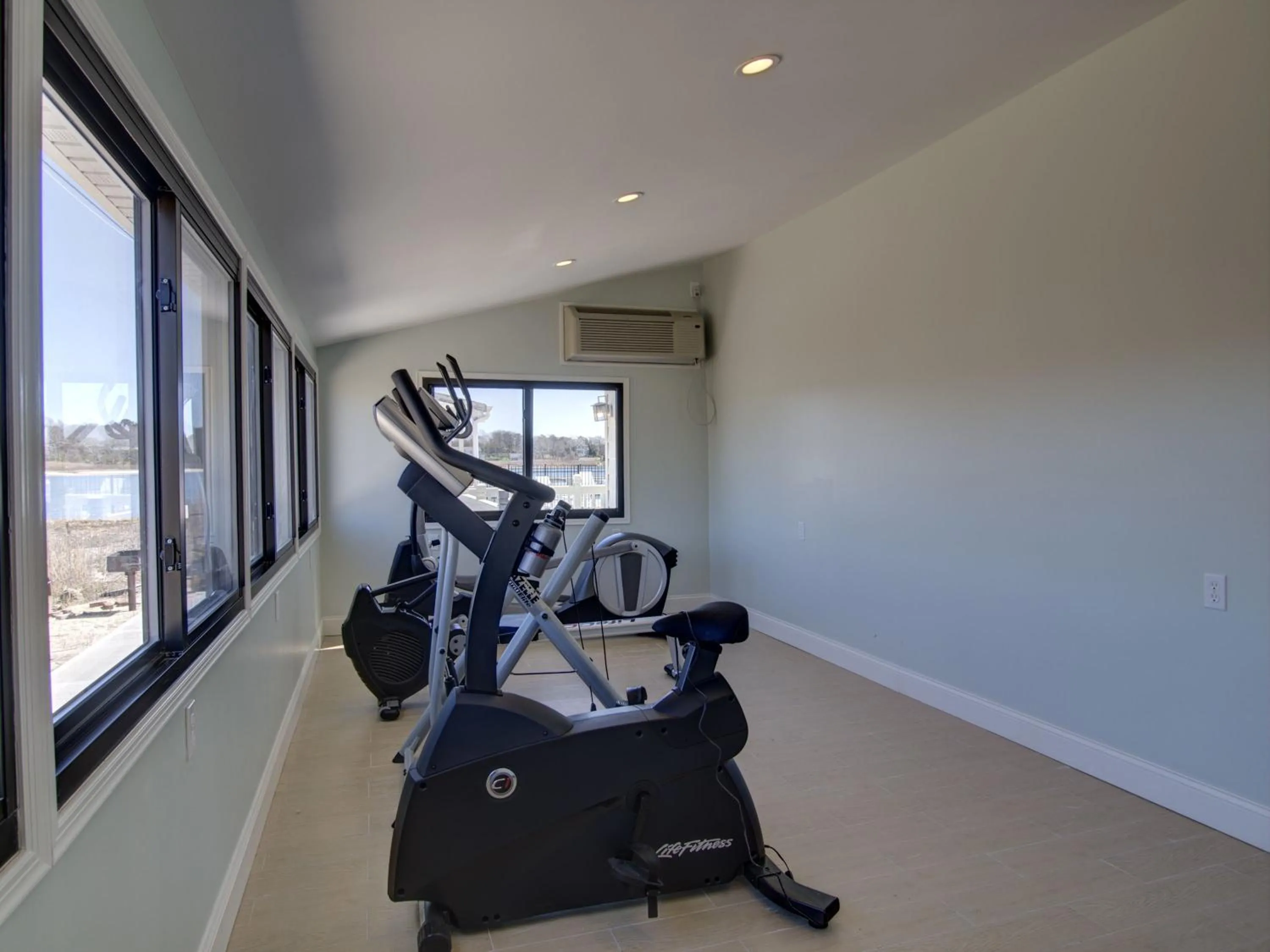 Fitness centre/facilities in Bayview Resort