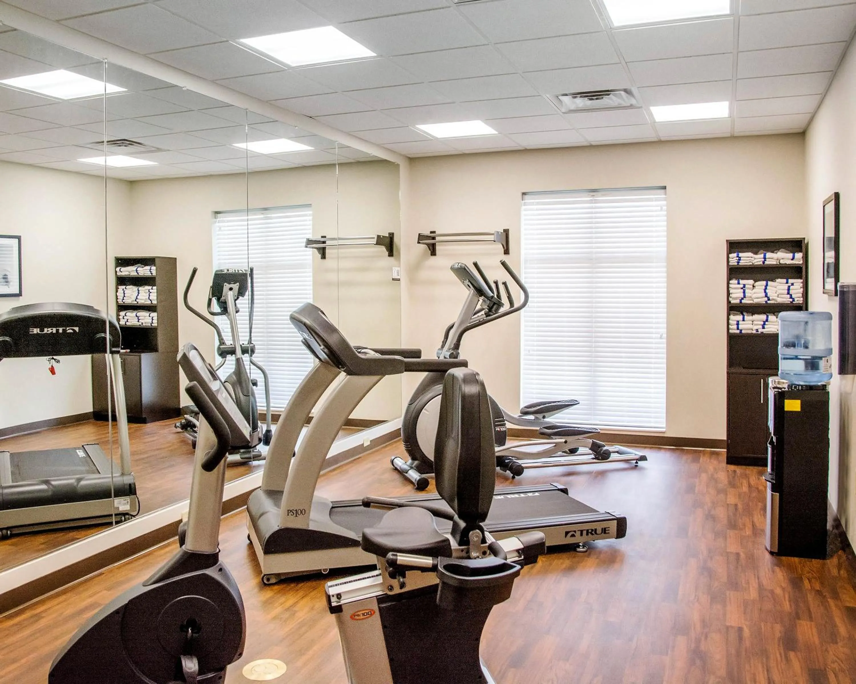 Fitness centre/facilities in Sleep Inn & Suites Parkersburg - Marietta