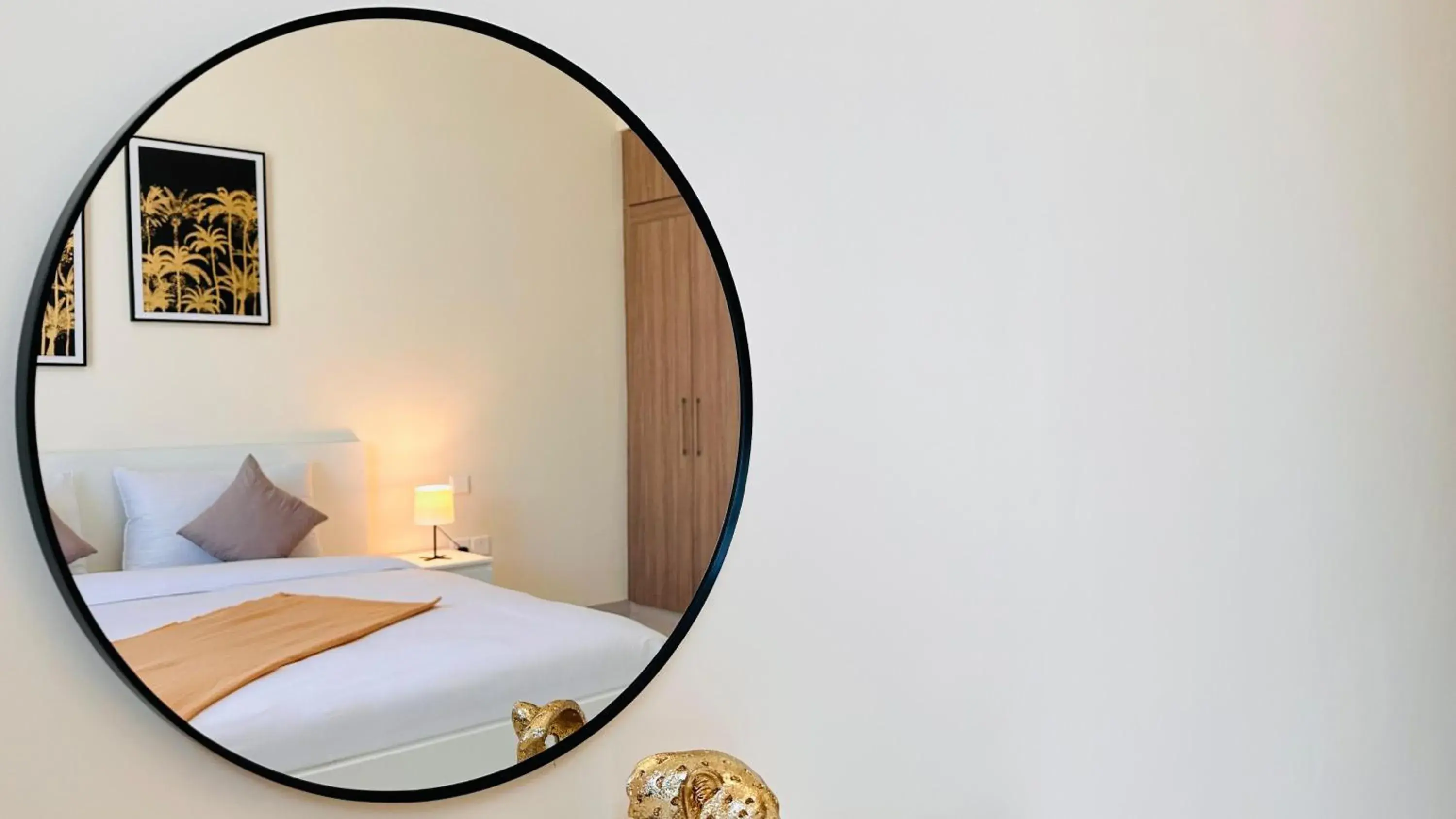 Photo of the whole room, Bed in Sunday Sheikh Zayed Road Concord Tower by Belvilla Photo of the whole room, Bed in Sunday Sheikh Zayed Road Concord Tower by Belvilla