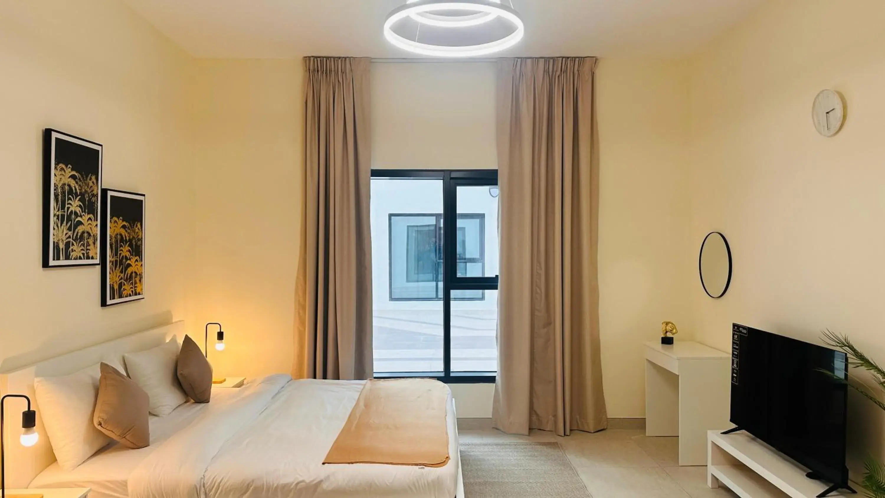 TV and multimedia, Bed in Sunday Sheikh Zayed Road Concord Tower by Belvilla TV and multimedia, Bed in Sunday Sheikh Zayed Road Concord Tower by Belvilla