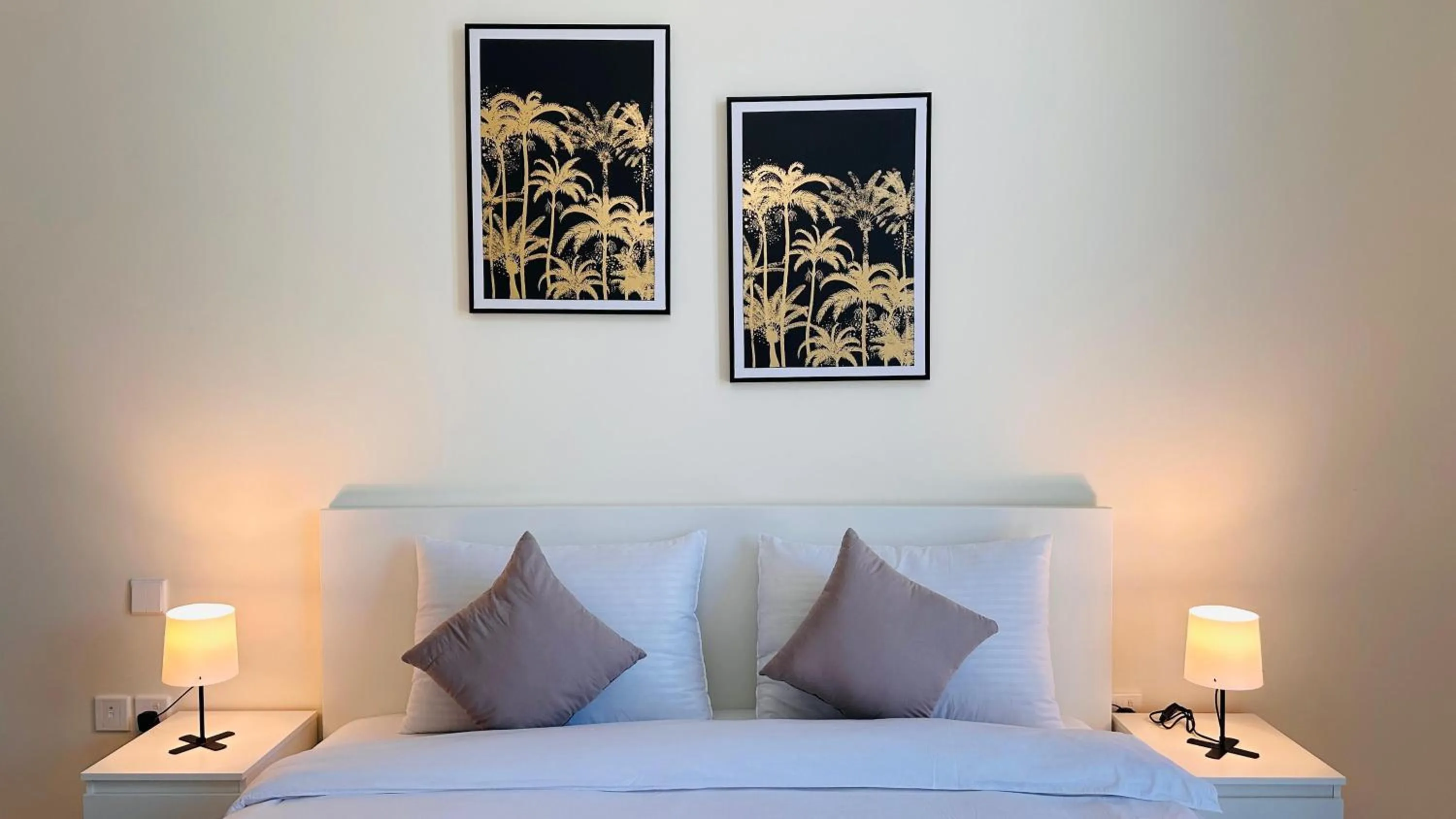 Photo of the whole room, Bed in Sunday Sheikh Zayed Road Concord Tower by Belvilla