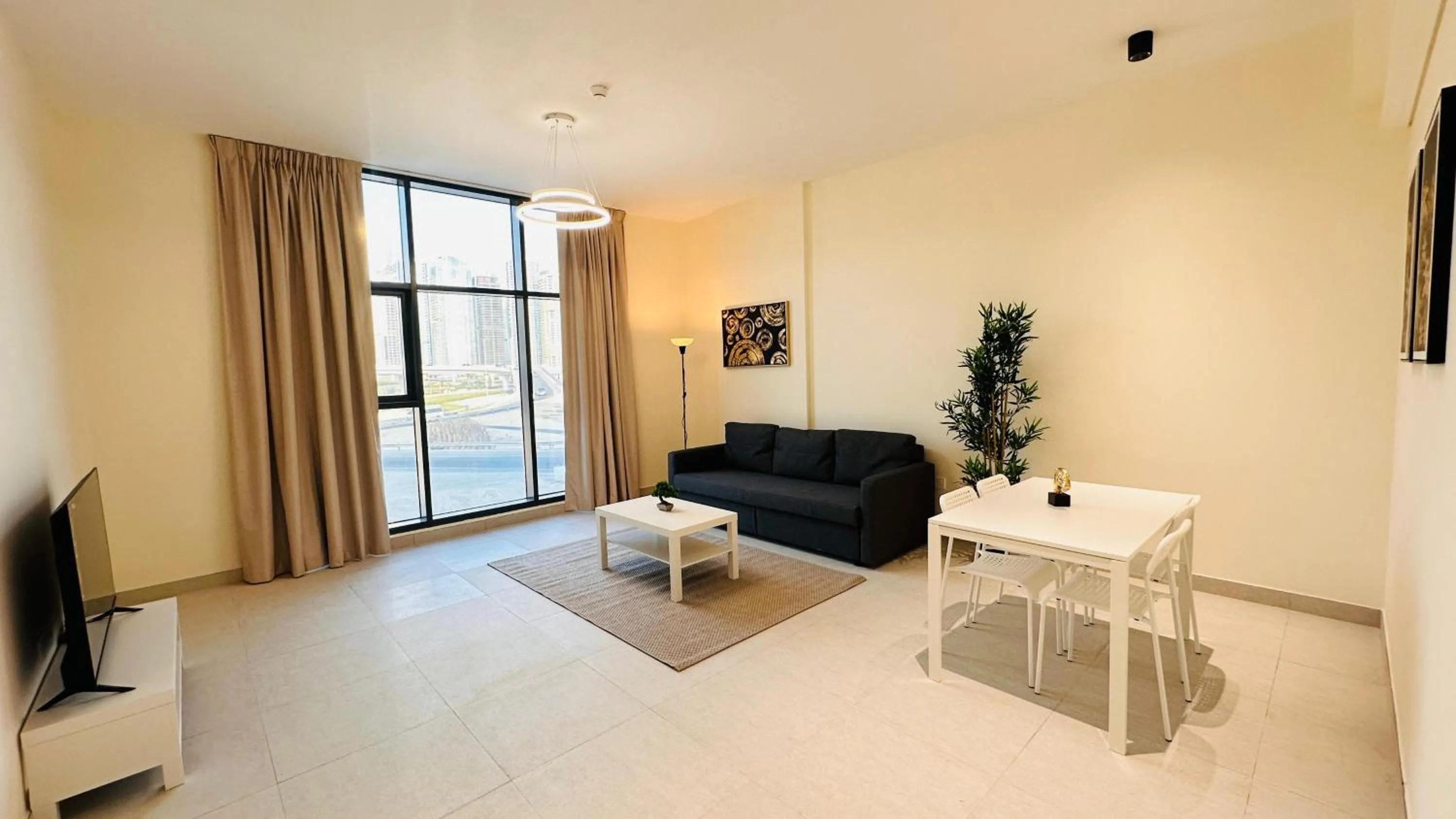 TV and multimedia in Sunday Sheikh Zayed Road Concord Tower by Belvilla