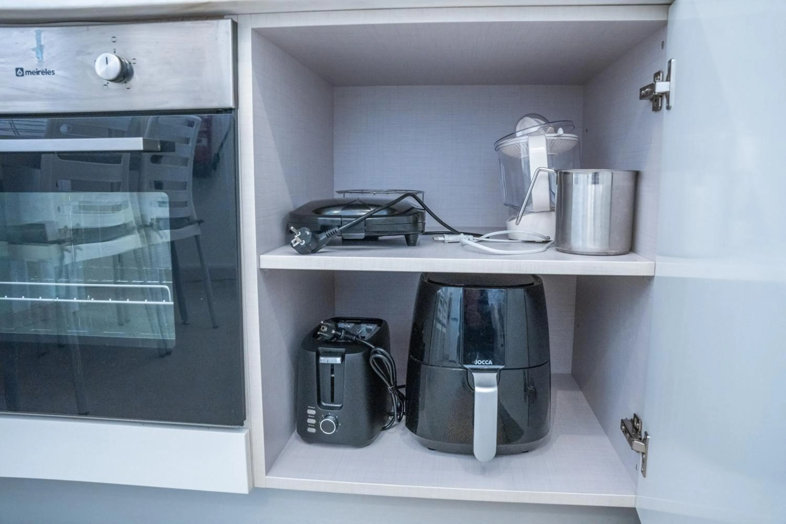 Coffee/tea facilities in ApArtStudio
