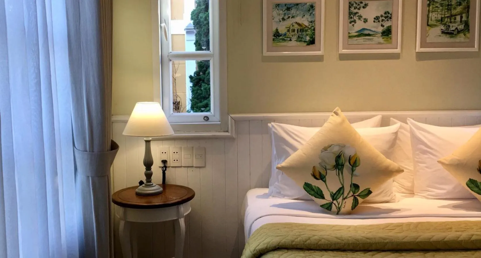 Bedroom, Bed in BICH DAO Boutique - Dalat