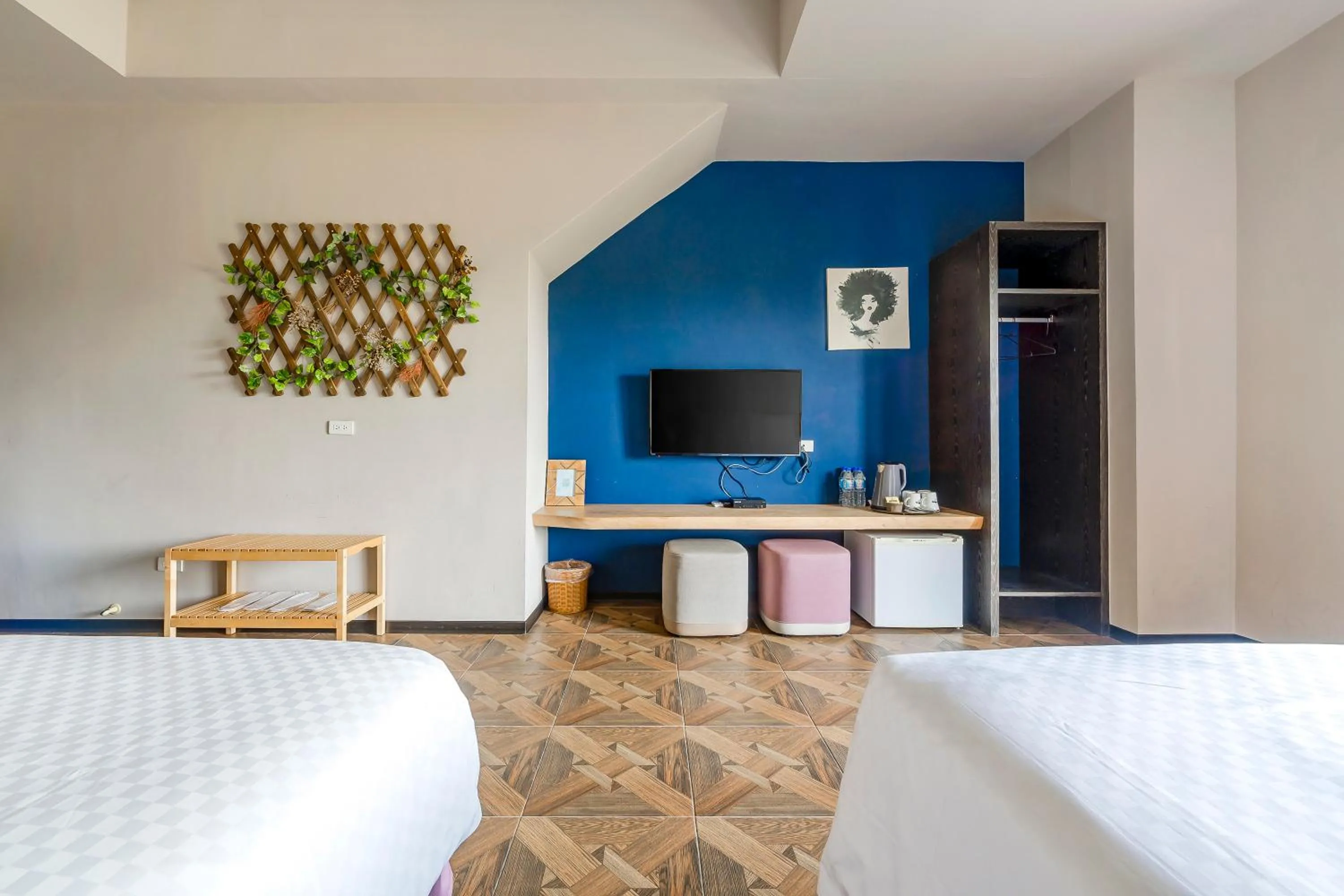 Photo of the whole room, Bed in Kavana Cottage