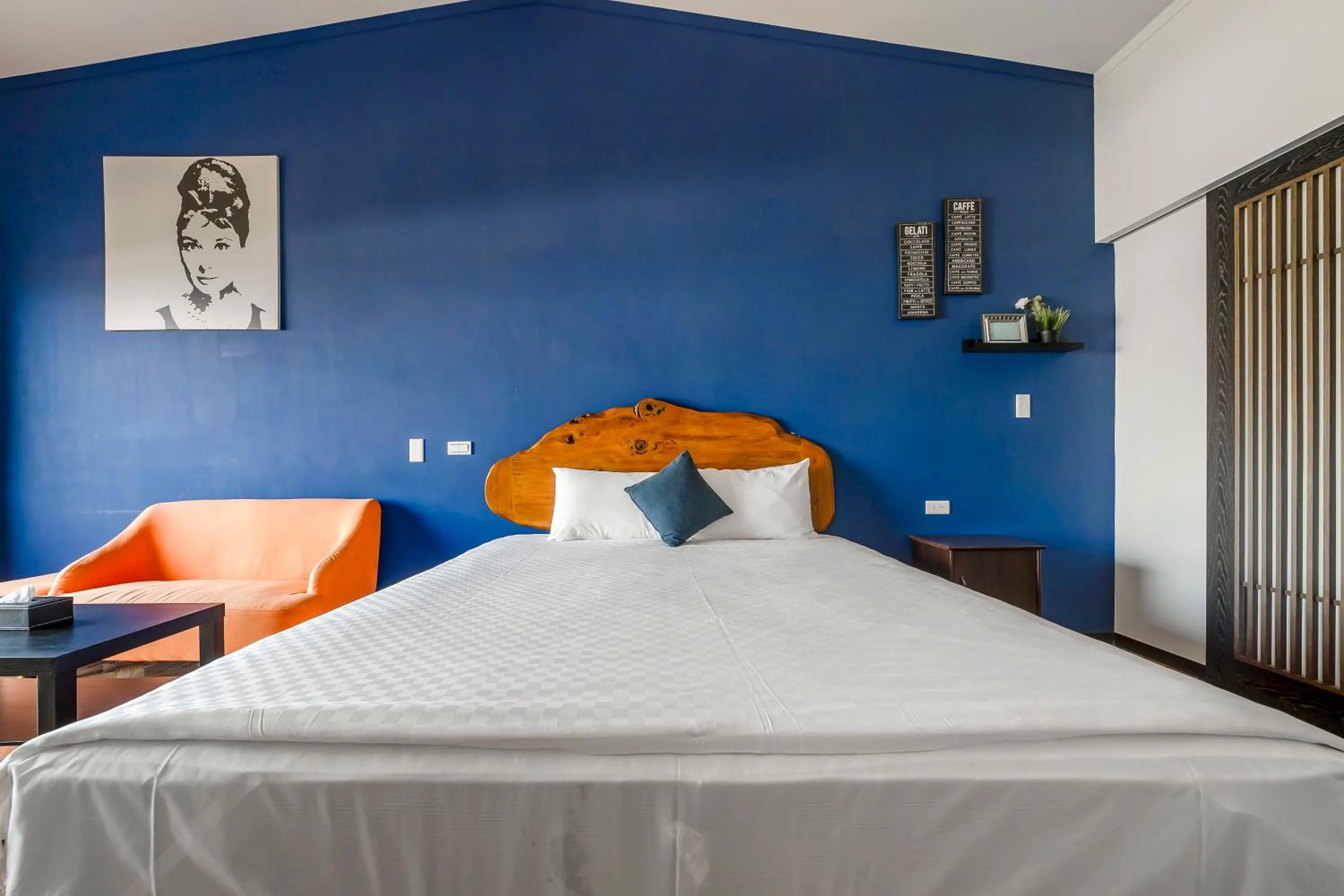 Bed in Kavana Cottage